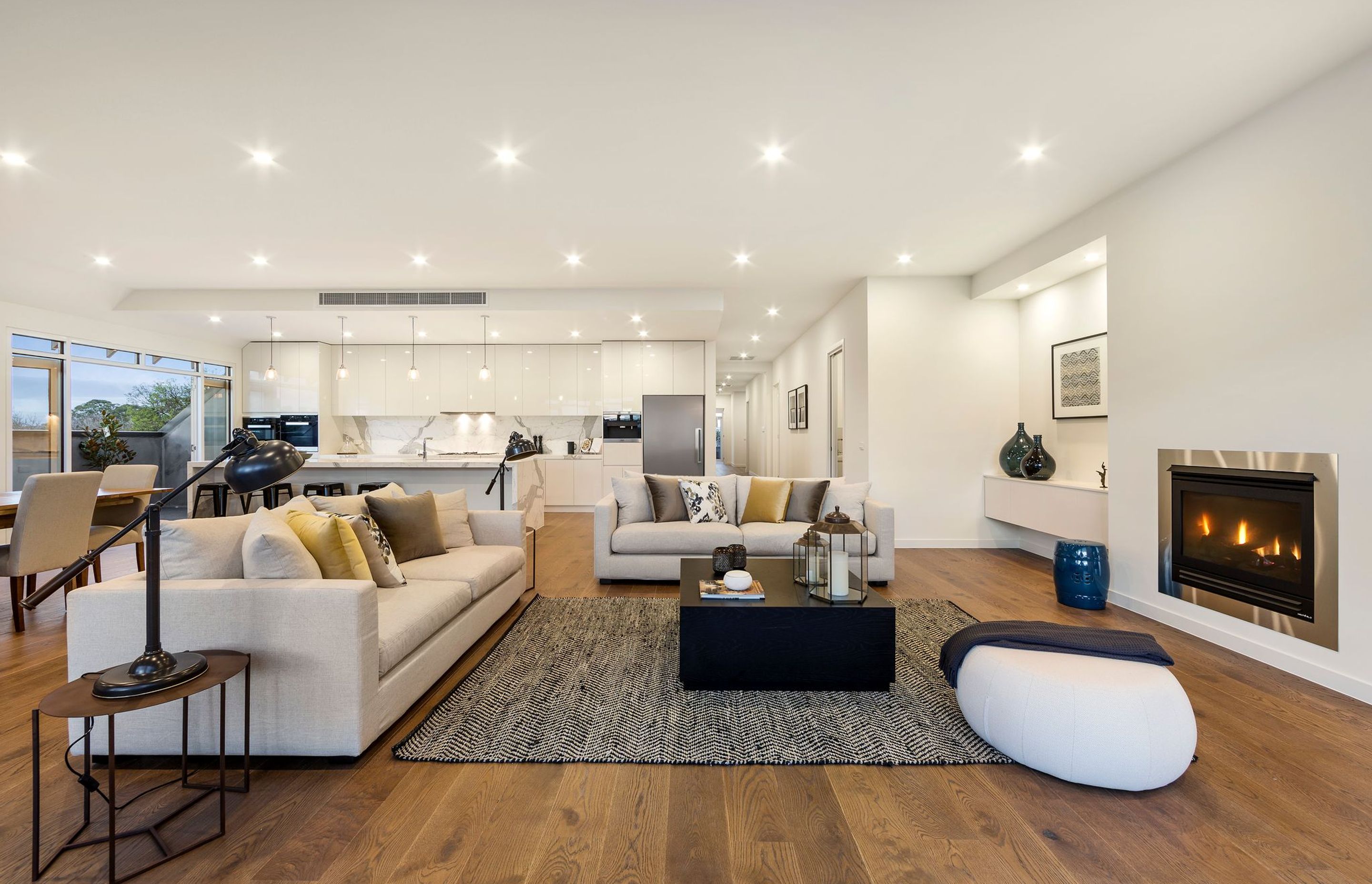 Burke Rd Penthouse