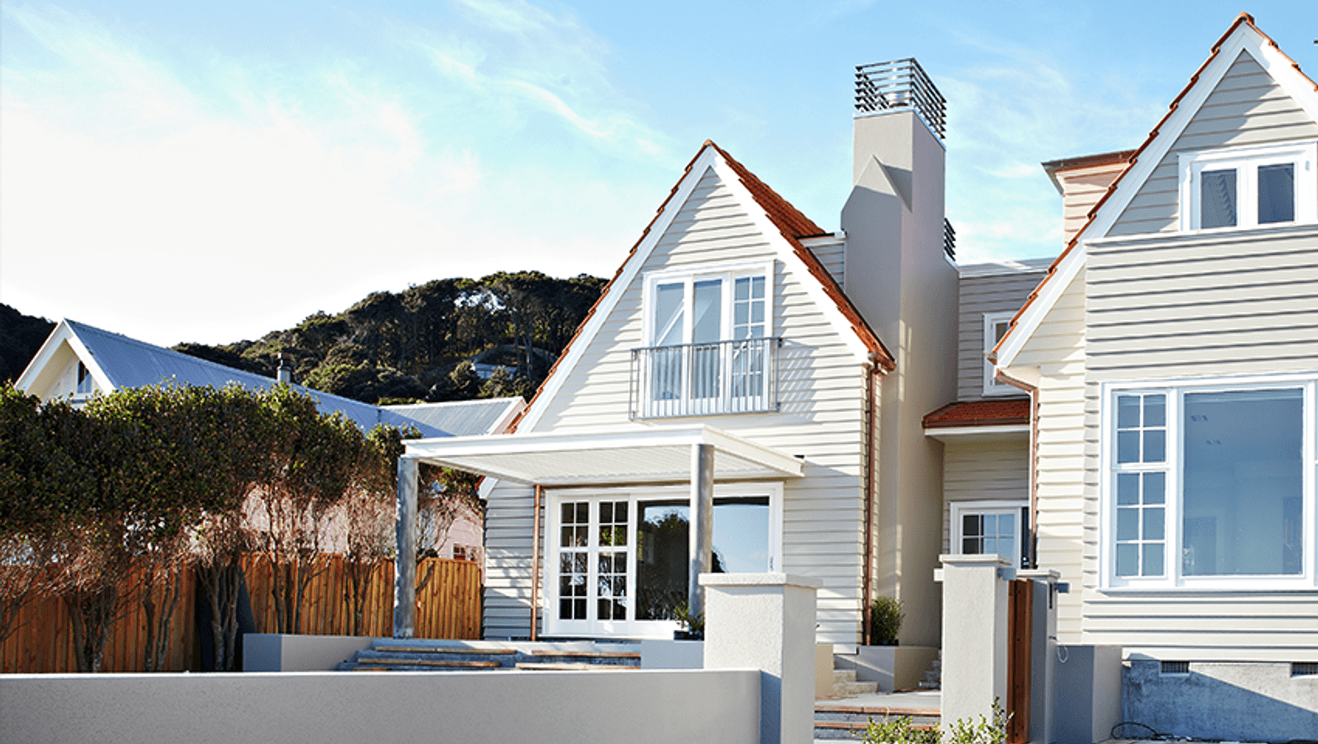 Lowry Bay - Master Builder Awarded House banner