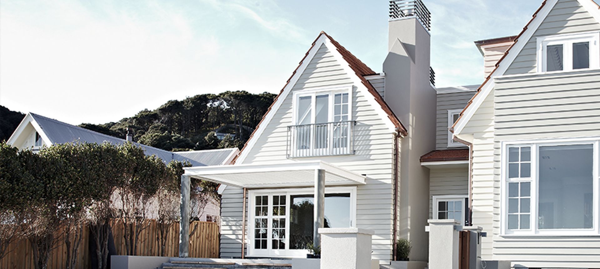 Lowry Bay - Master Builder Awarded House banner