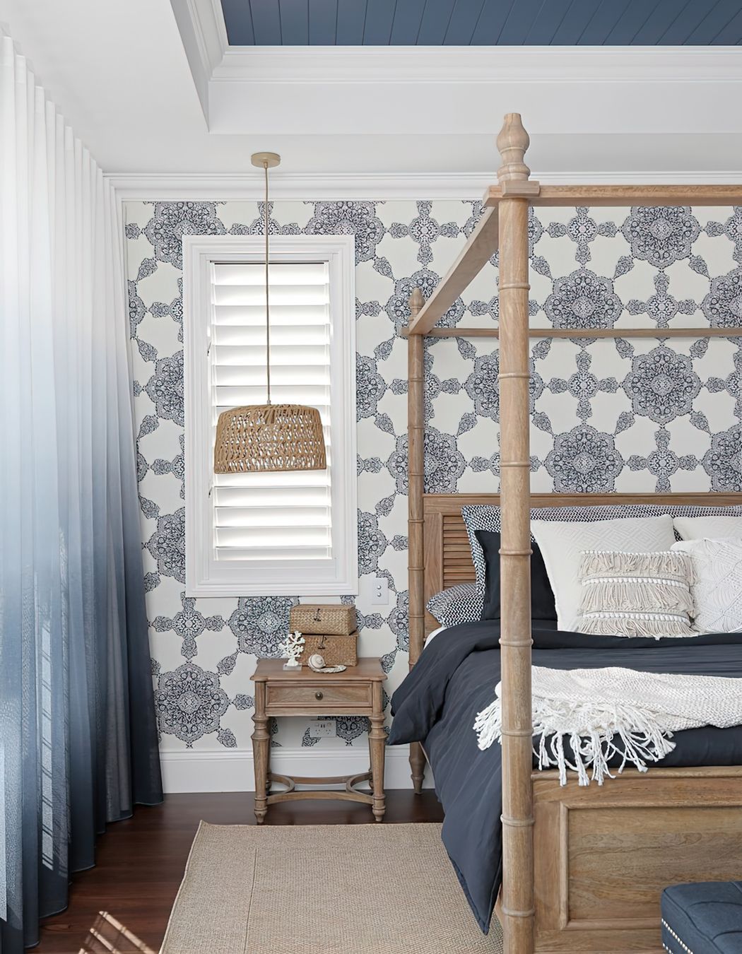 Photography: Anastasia Kariofyllidis