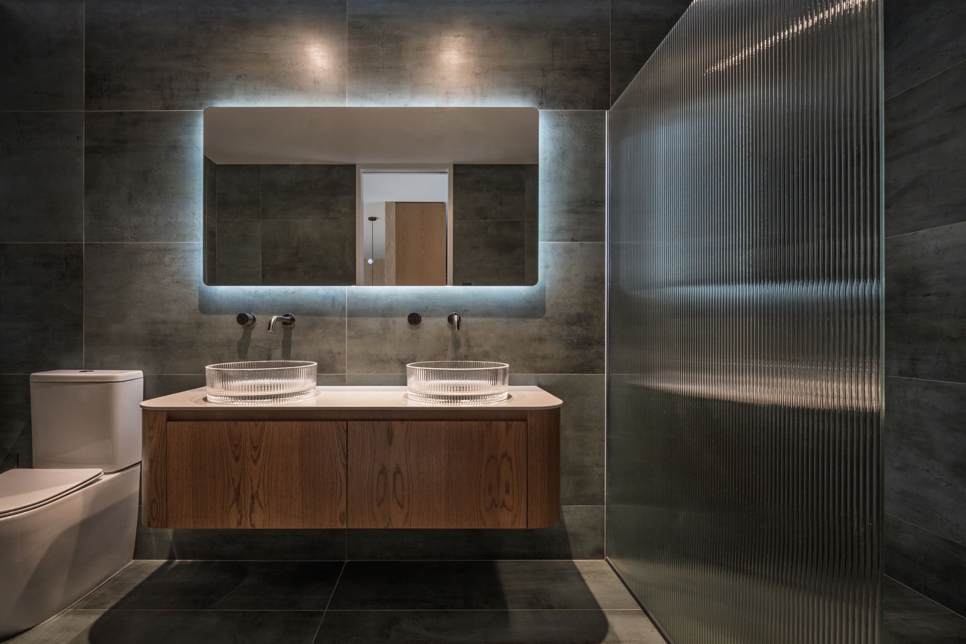 hillview-bathroom.jpg