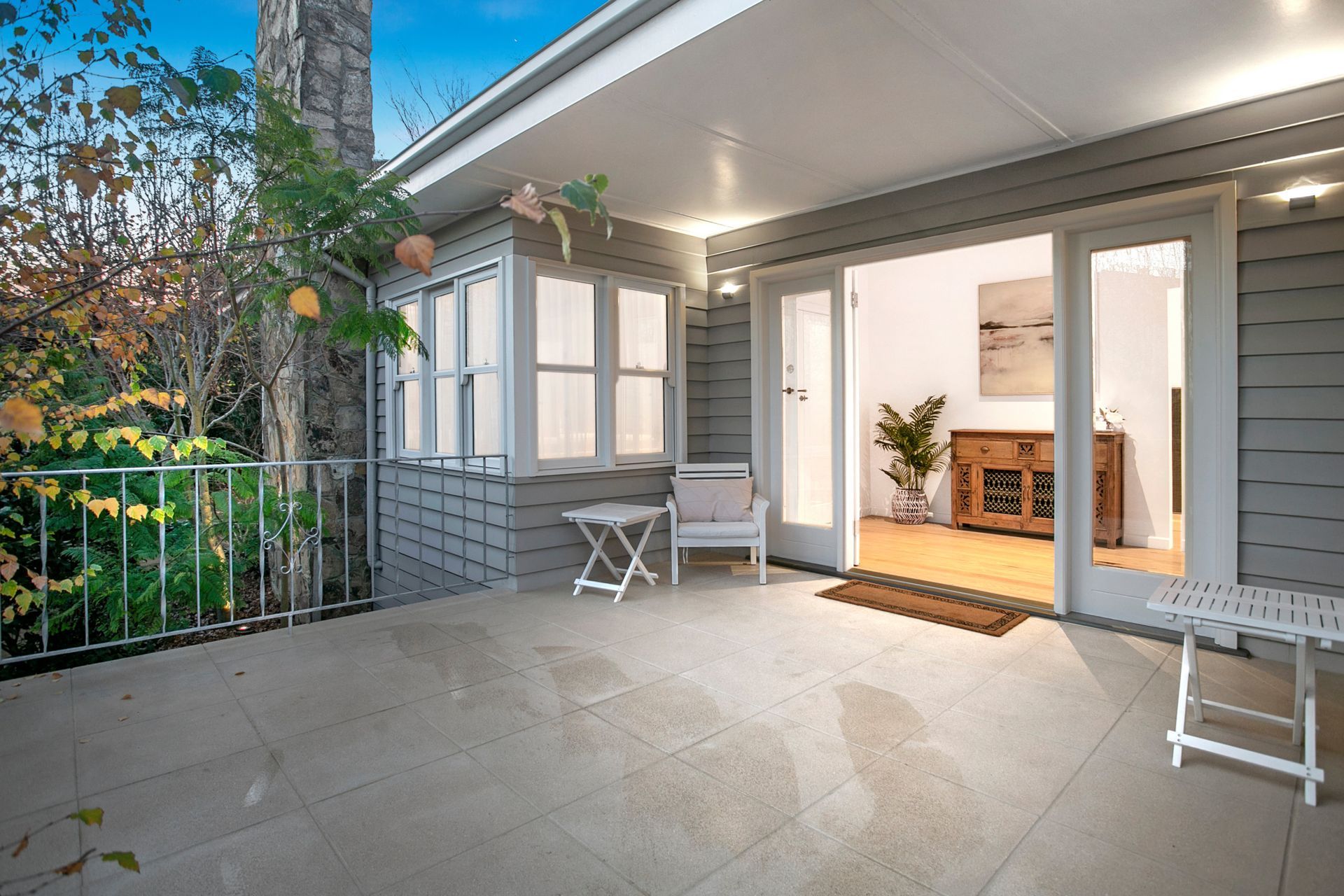 ##^^Balocombe St. Mornington