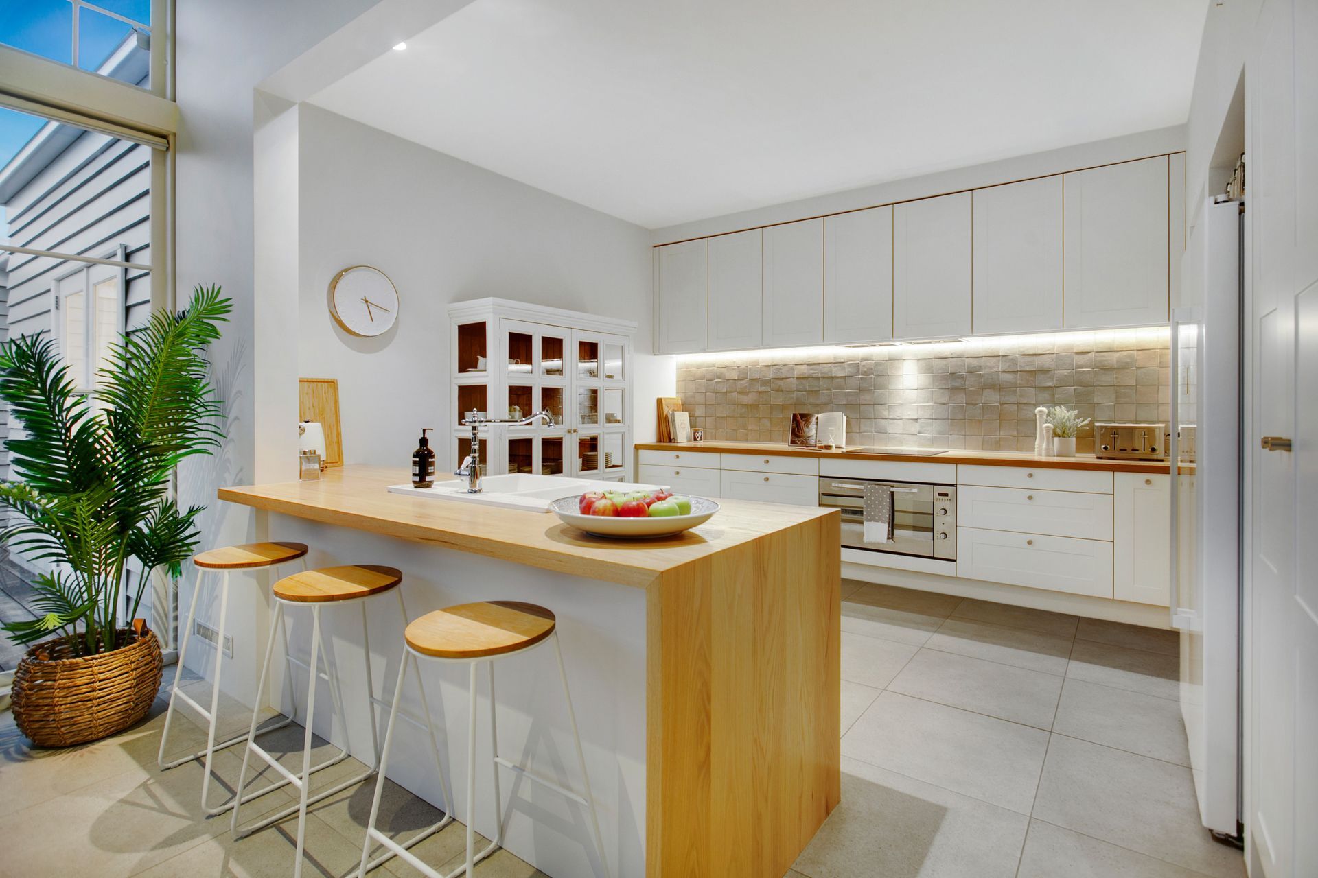 ##^^Balocombe St. Mornington