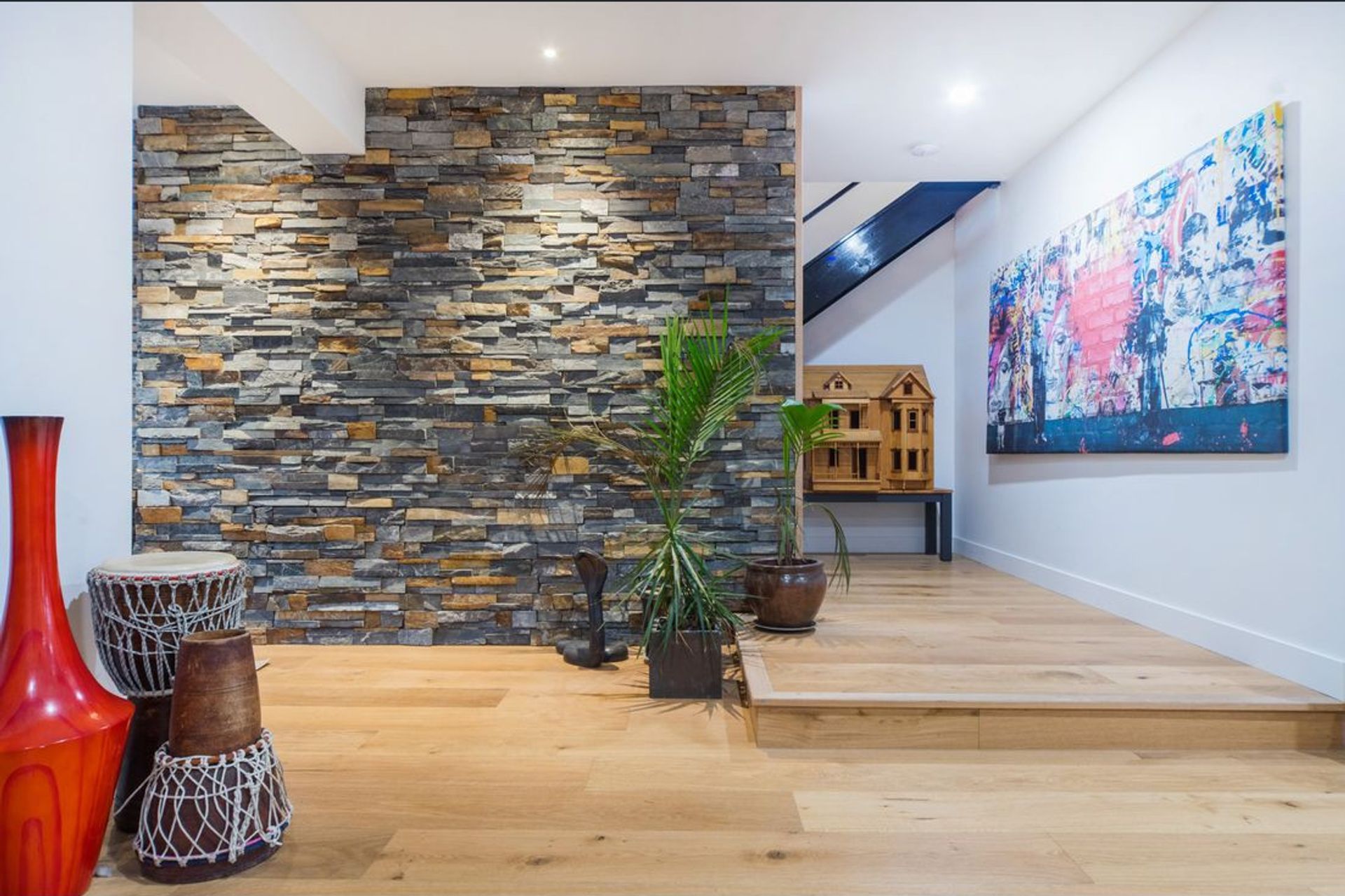 ##^^Omuna Court, Safety Beach