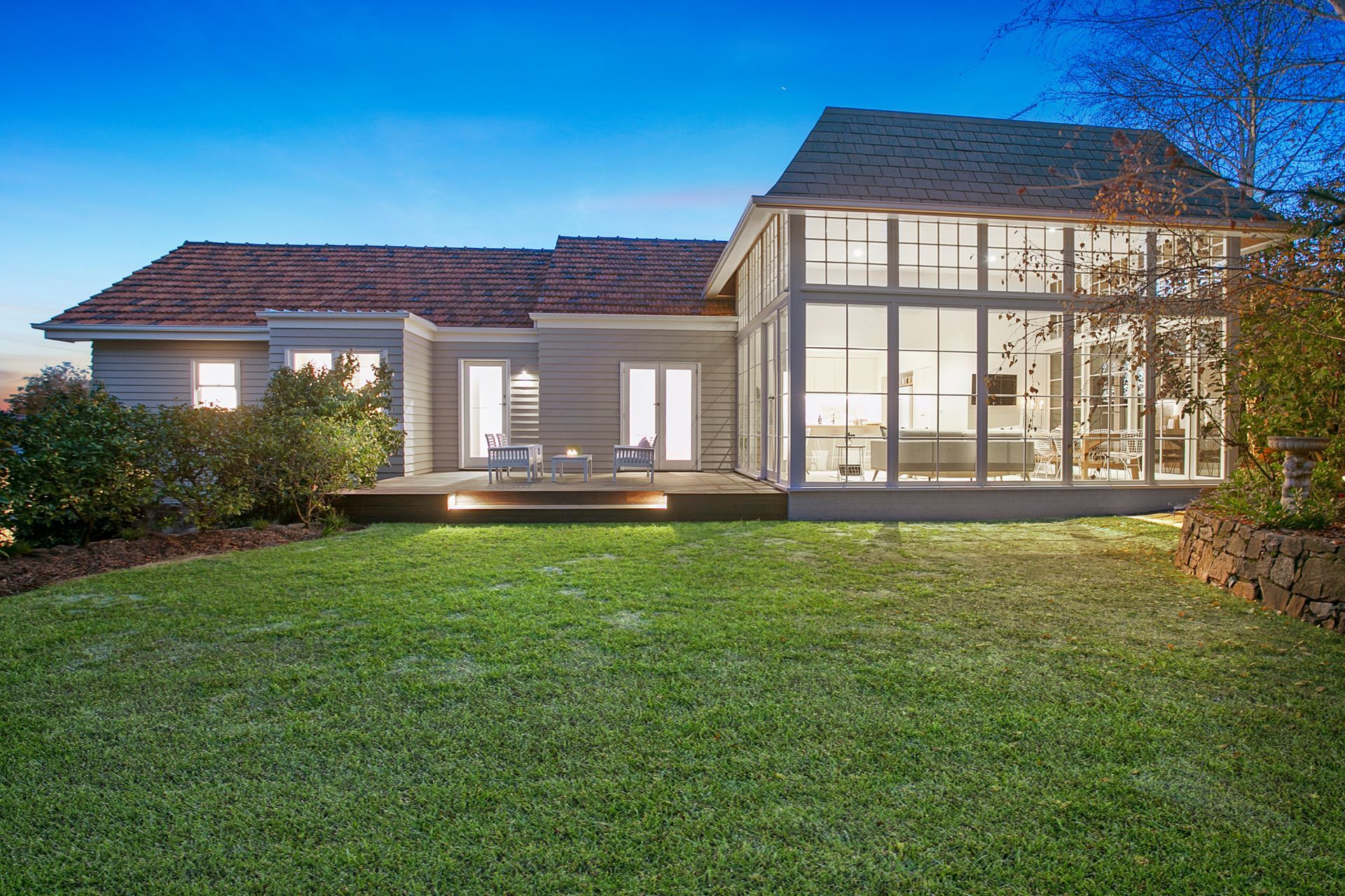 ##^^Balocombe St. Mornington