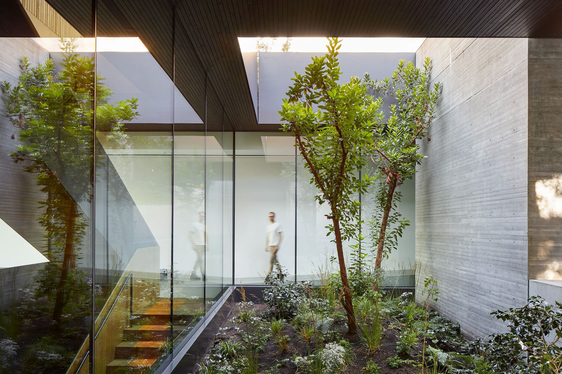 imgi12MBMHWest-Vancouver-HouseHufton-Crow021-cropped.jpg