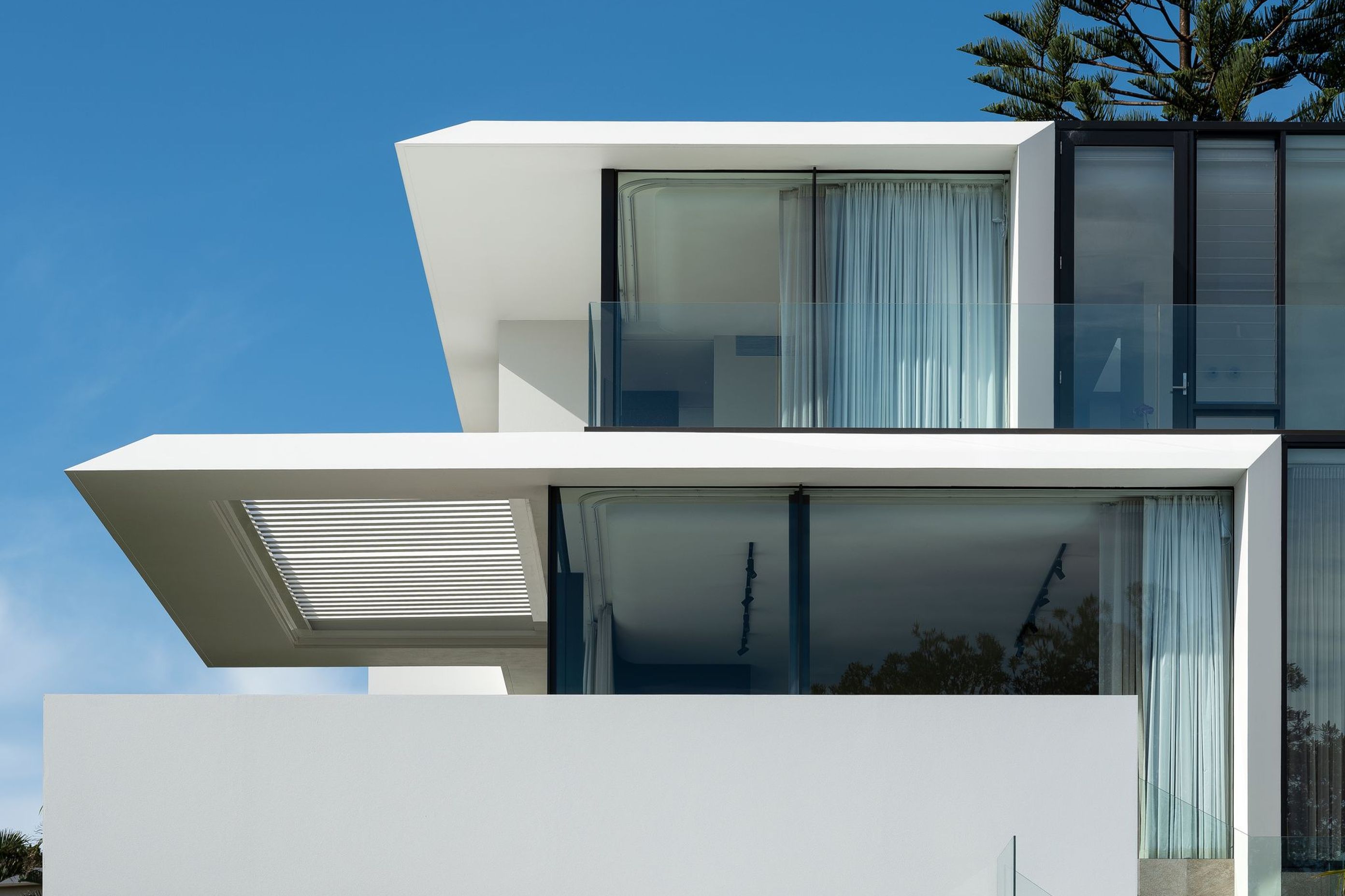 Rose Bay II