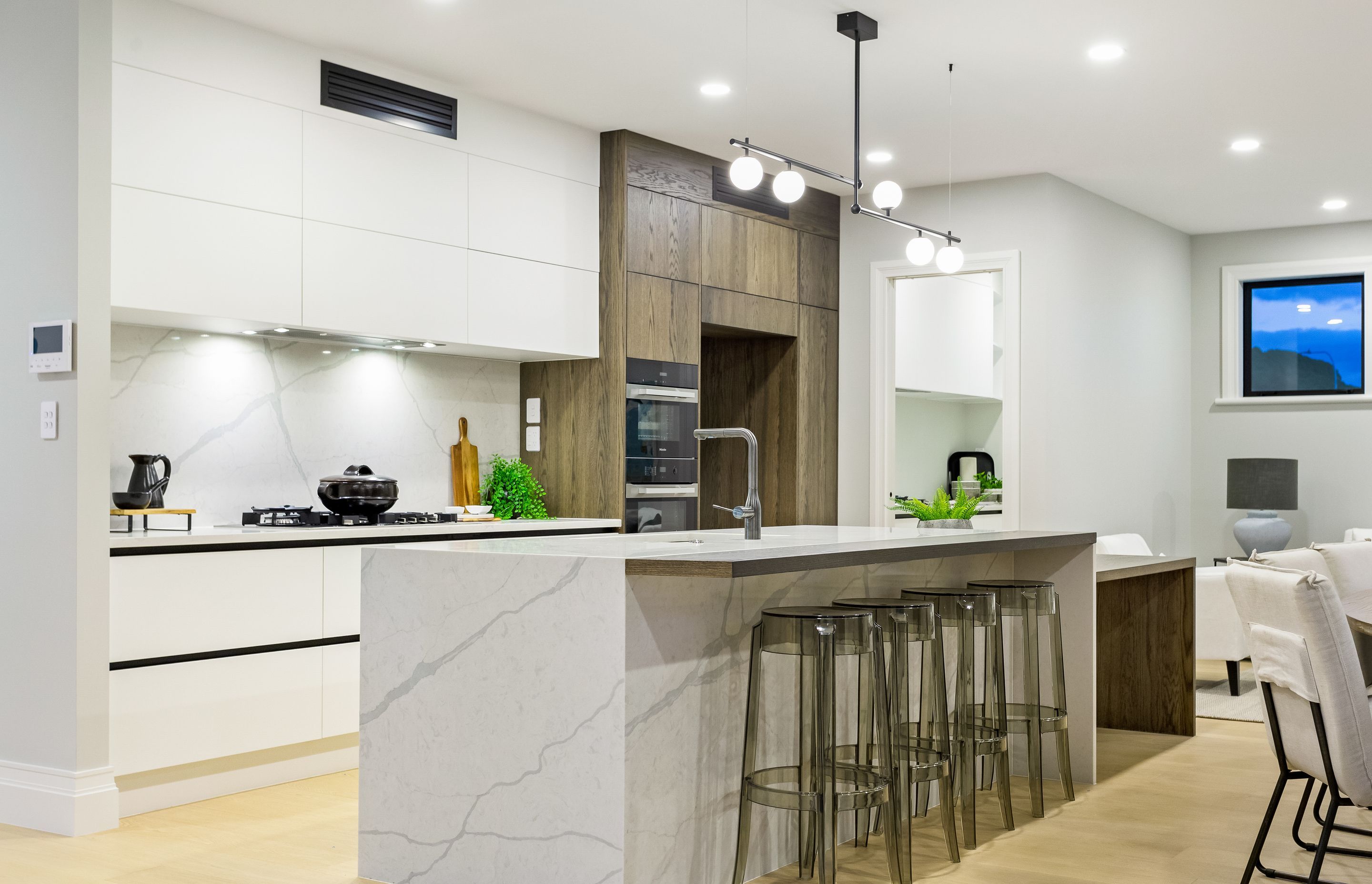 kitchen-v14.jpg