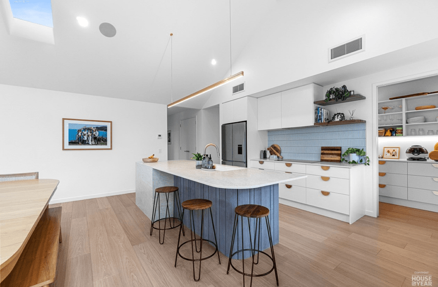 Sentinel Homes Hamilton & Waikato- Quick-Step Perspective Nature Flooring