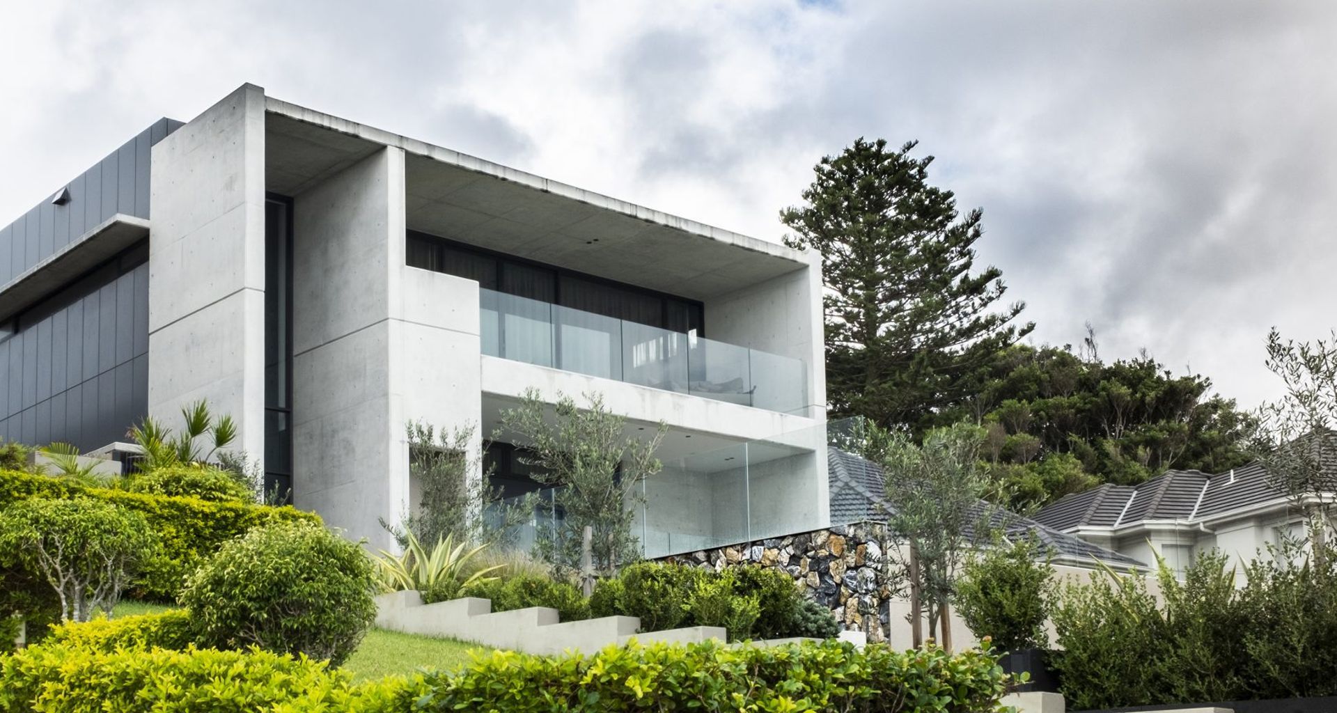 Lurline Bay House banner