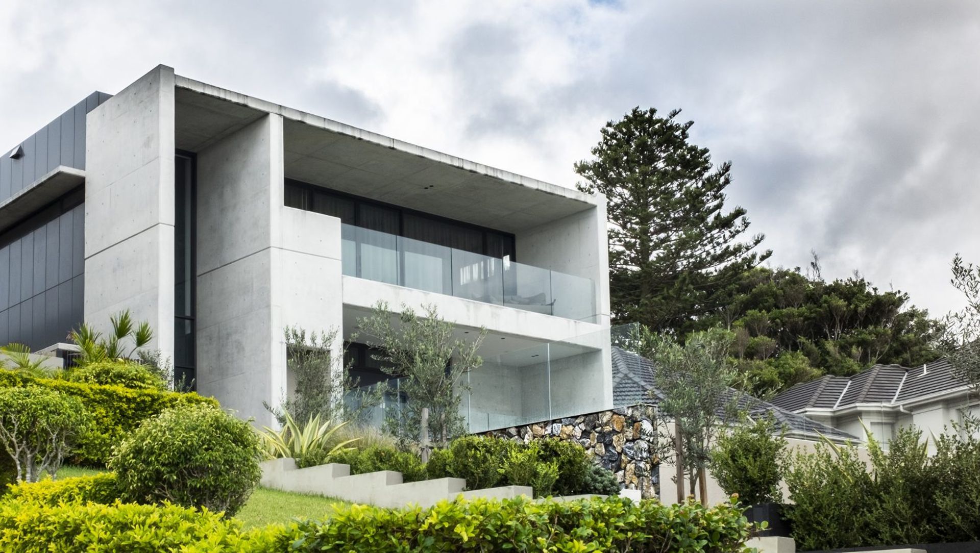 Lurline Bay House banner