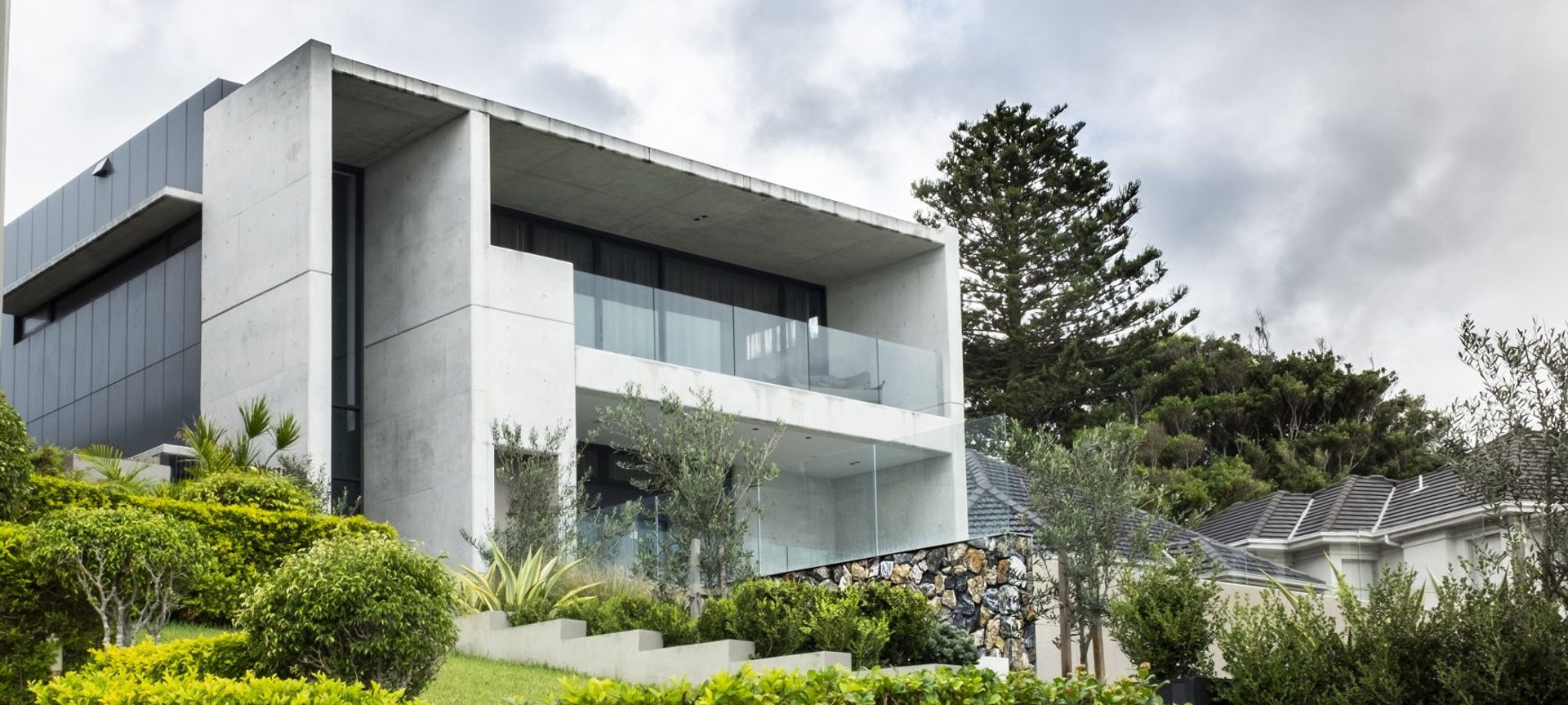 Lurline Bay House banner