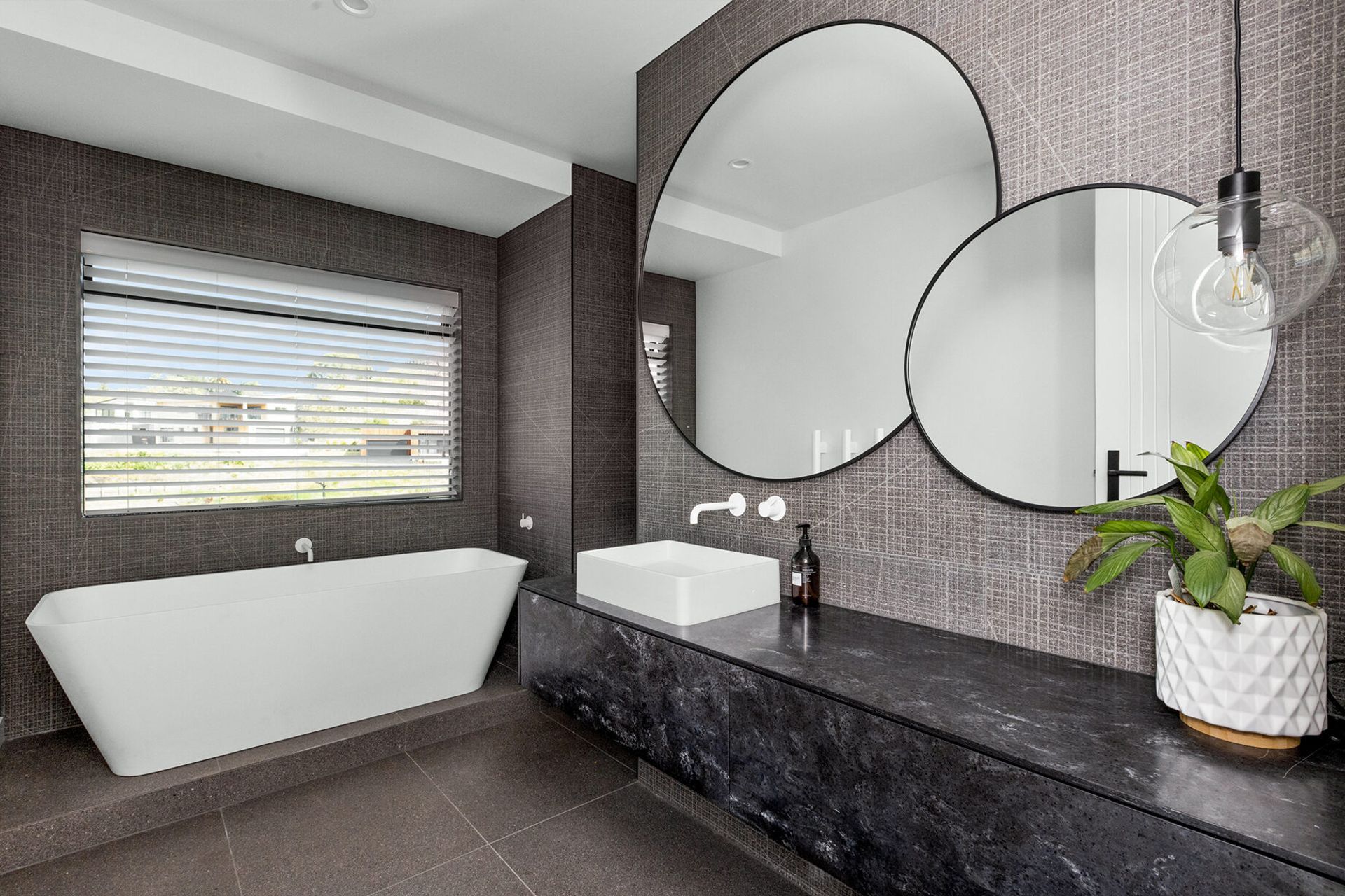 napier-showhome-bathroom.jpg