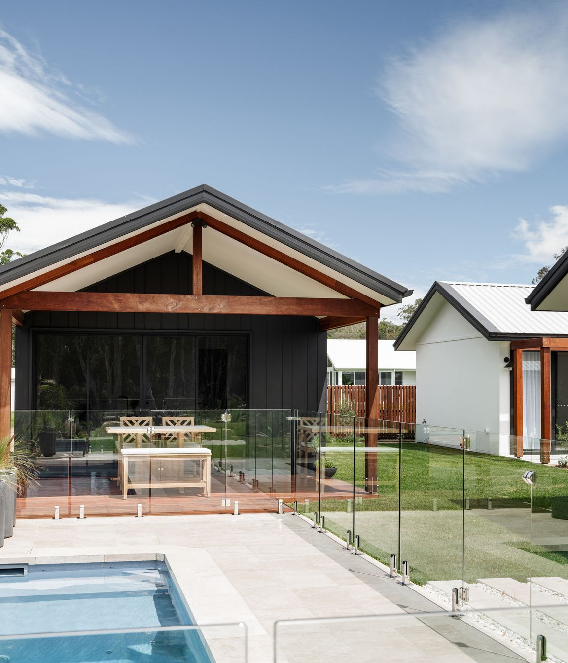 oblique-brushedconcrete-hardiefinetexture-exterior-modernfarmhouse-annabay-bakkerhomes-jameshardie-45.jpg