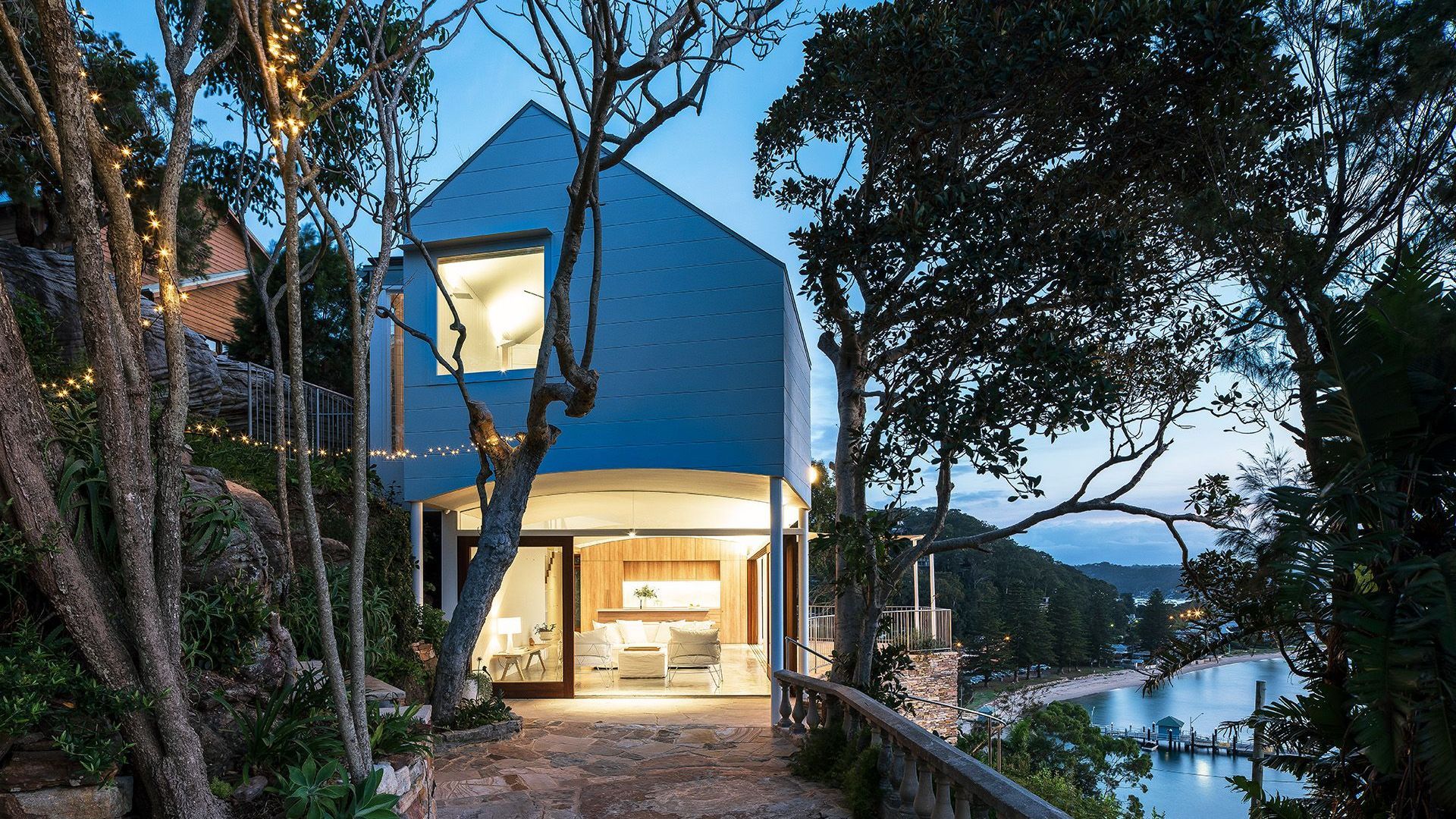 Barrenjoey Road, Palm Beach banner