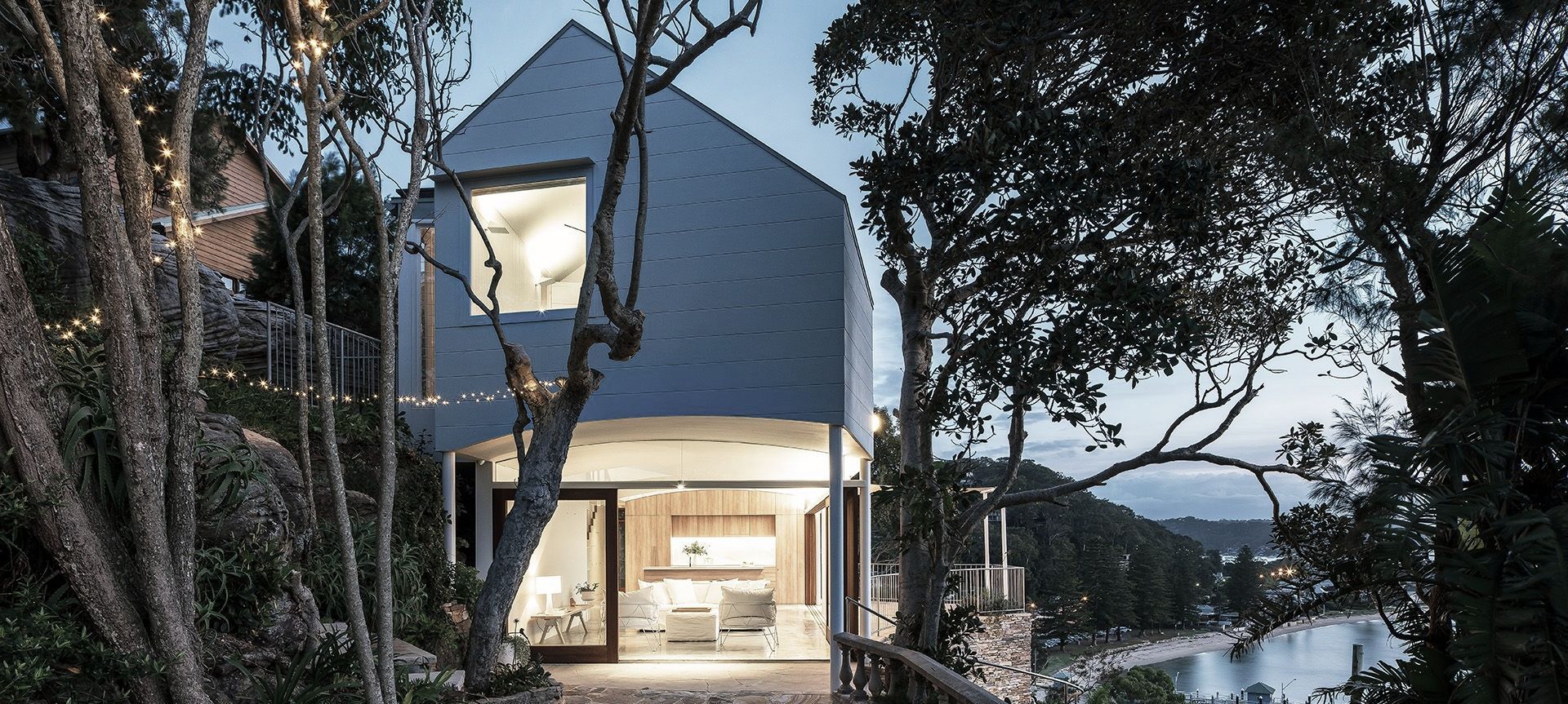 Barrenjoey Road, Palm Beach banner