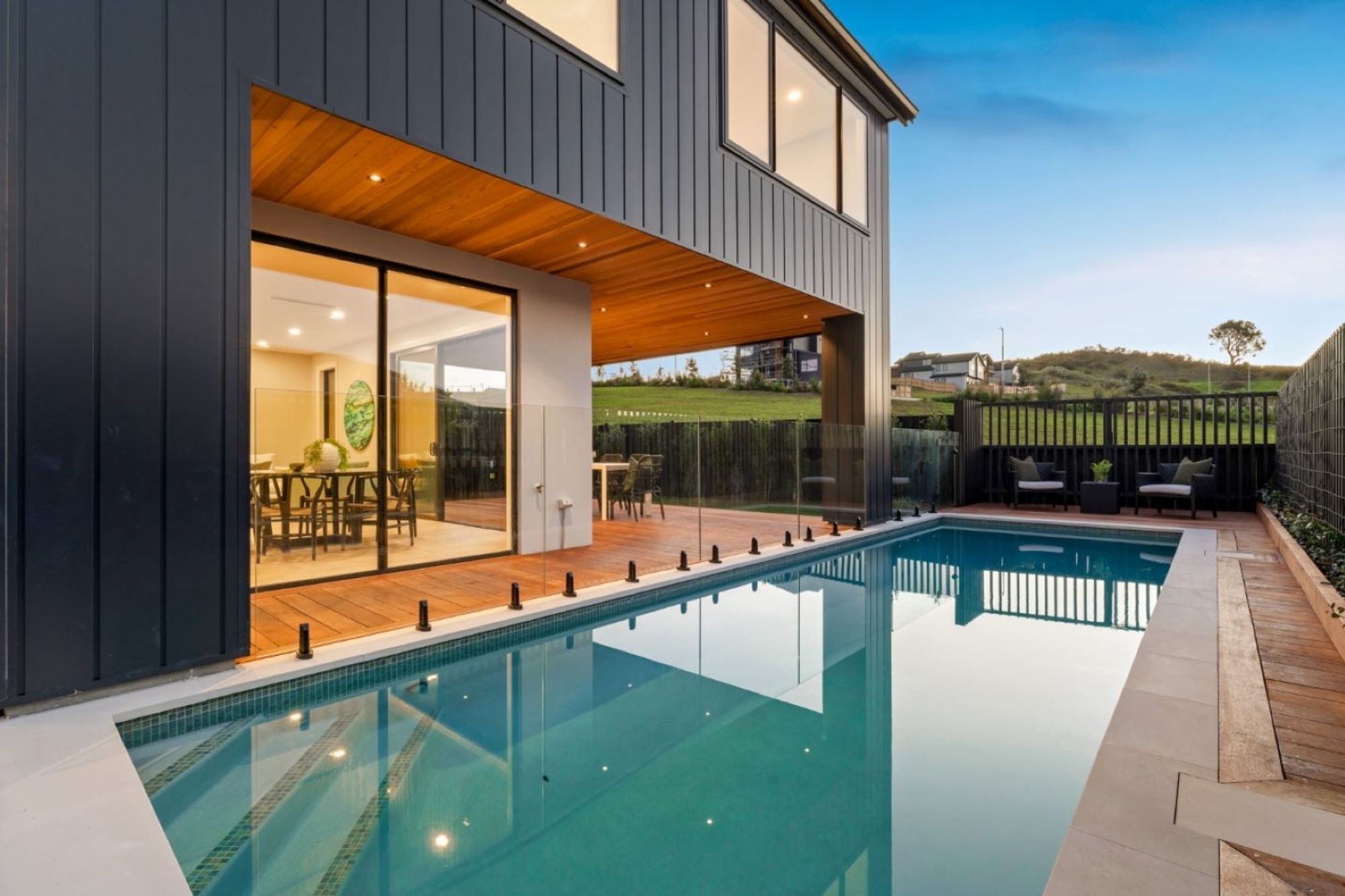 pool-sideview-2.jpg