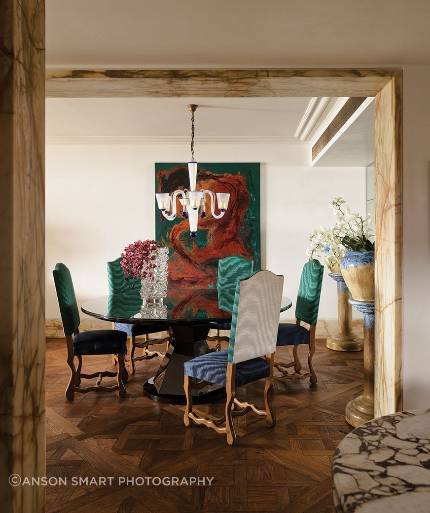 projectauhw1391versaillesantiquepottspointapartment3portrait.jpg
