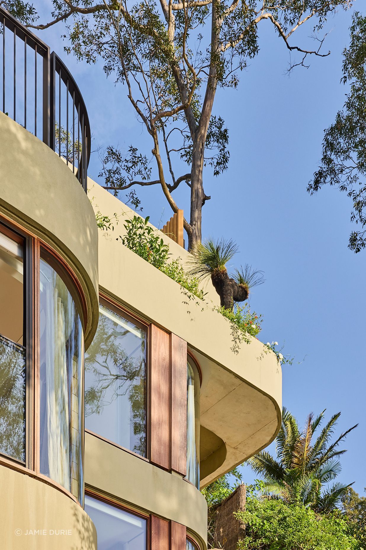 pvTLP-x-Neolith-Jamie-Durie-0041-v3.jpg