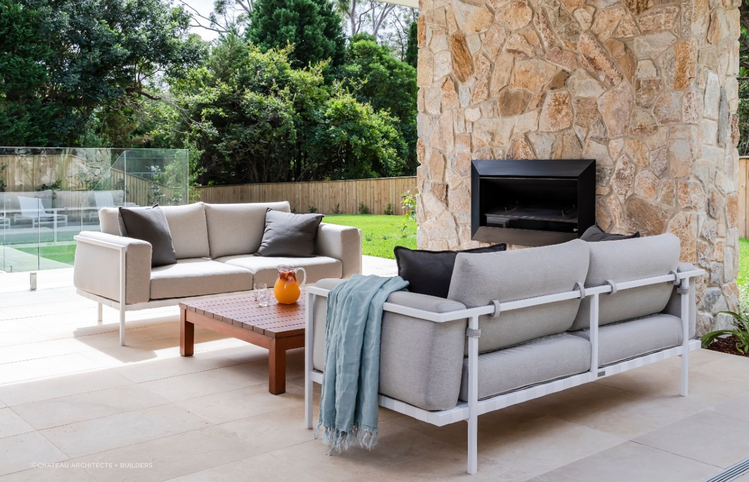 Lavarosa Limestone | Summit Wall Cladding | Chateau Architects + Builders | Crystal Pools | Green Coast Landscapers | Think Outside Gardens | One Four Interiors