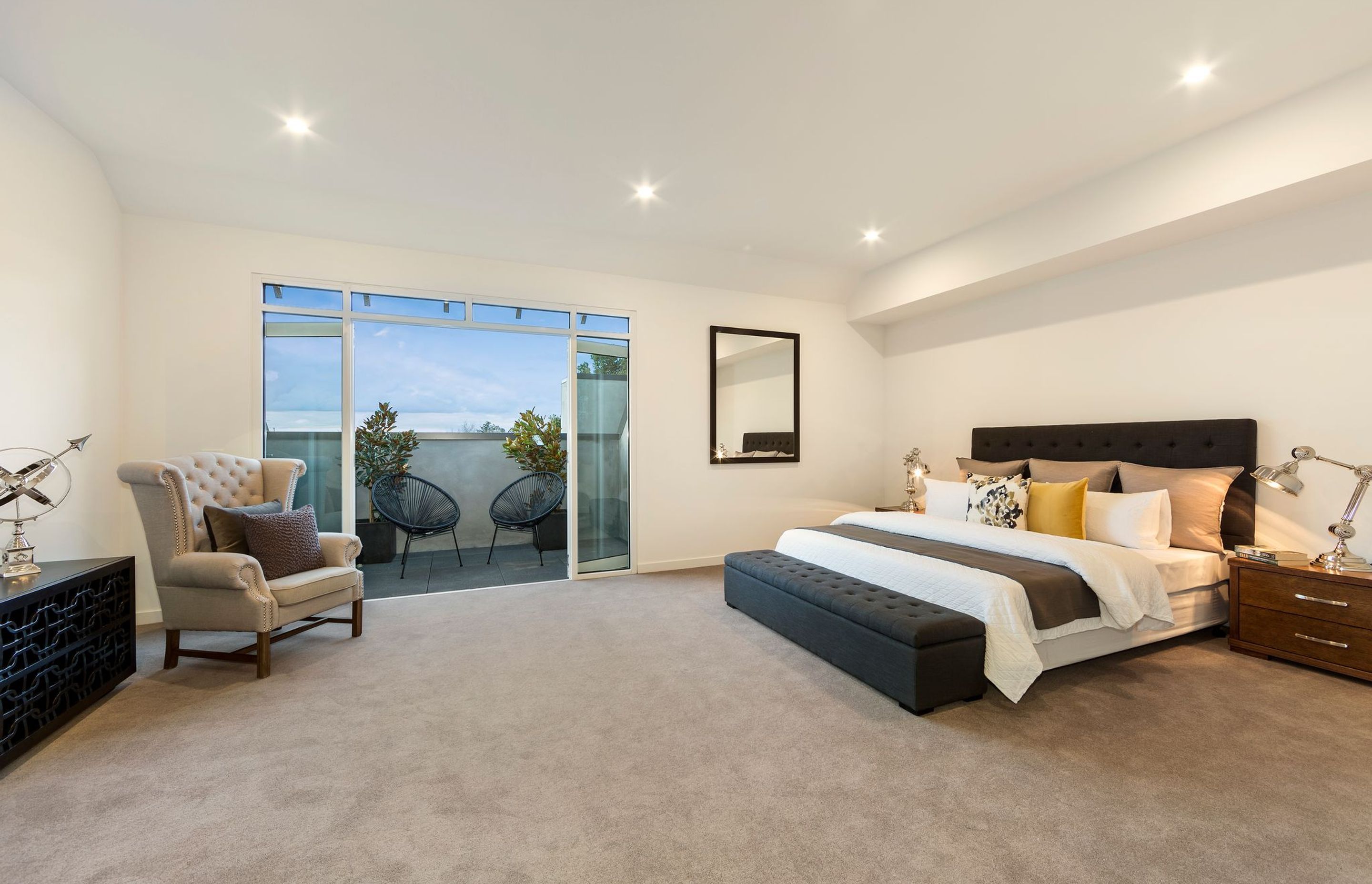 Burke Rd Penthouse