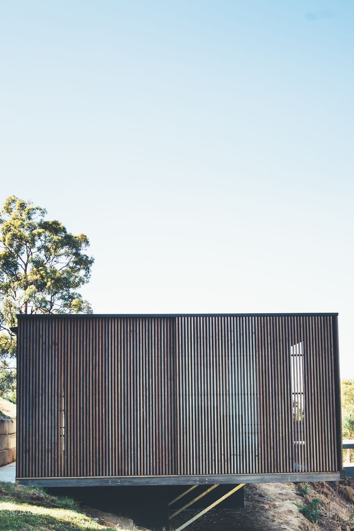 Tinbeerwah House