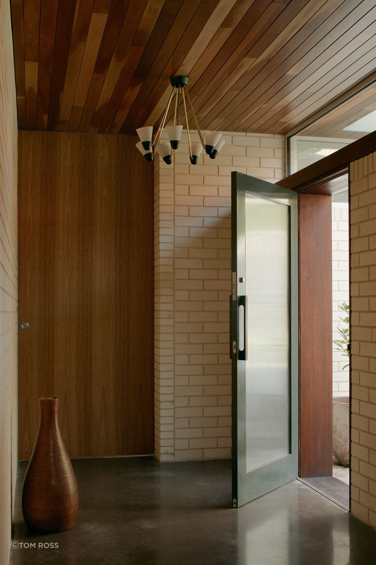 tjr-6545-fullres.jpg