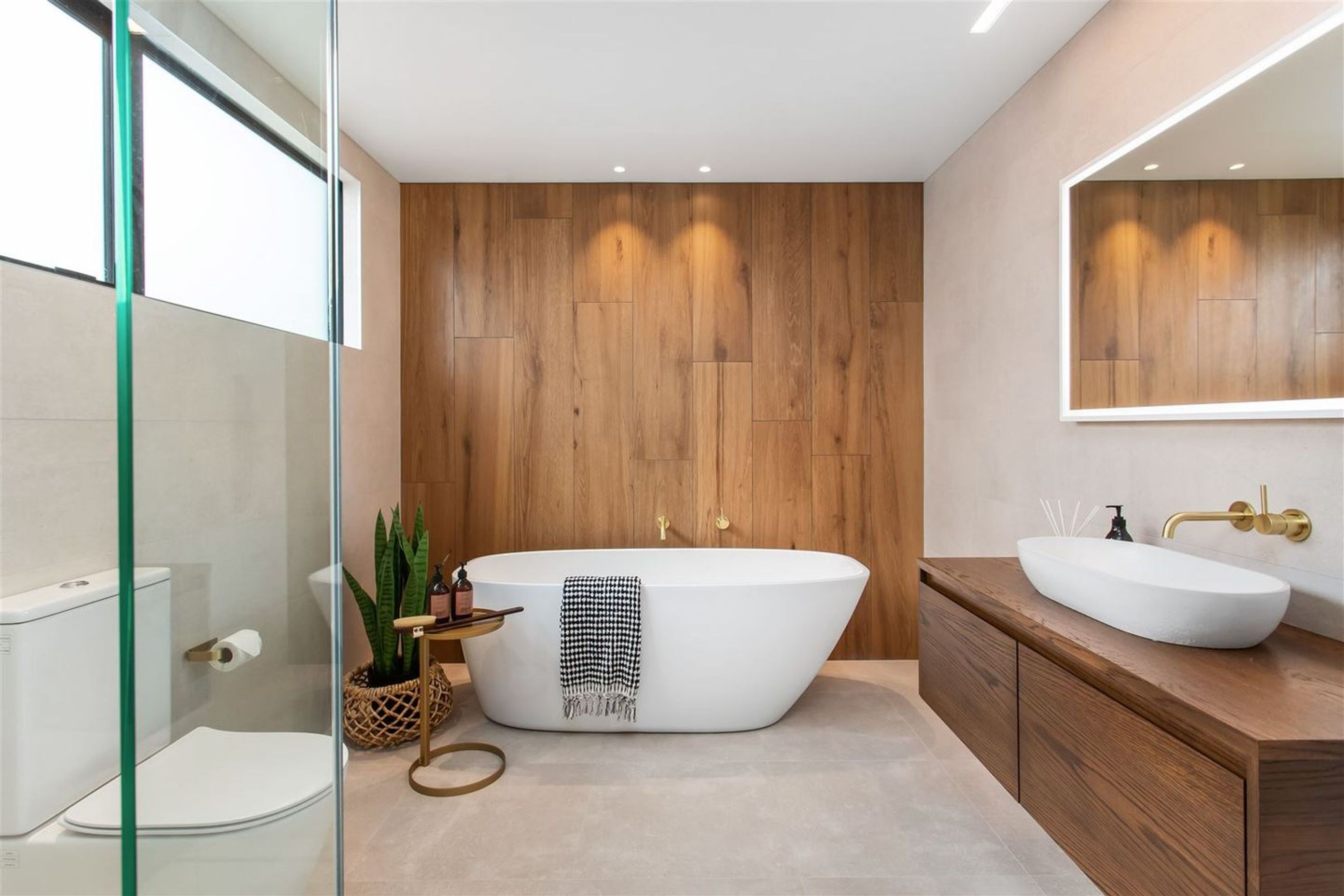 tui-street-bathroom.jpeg