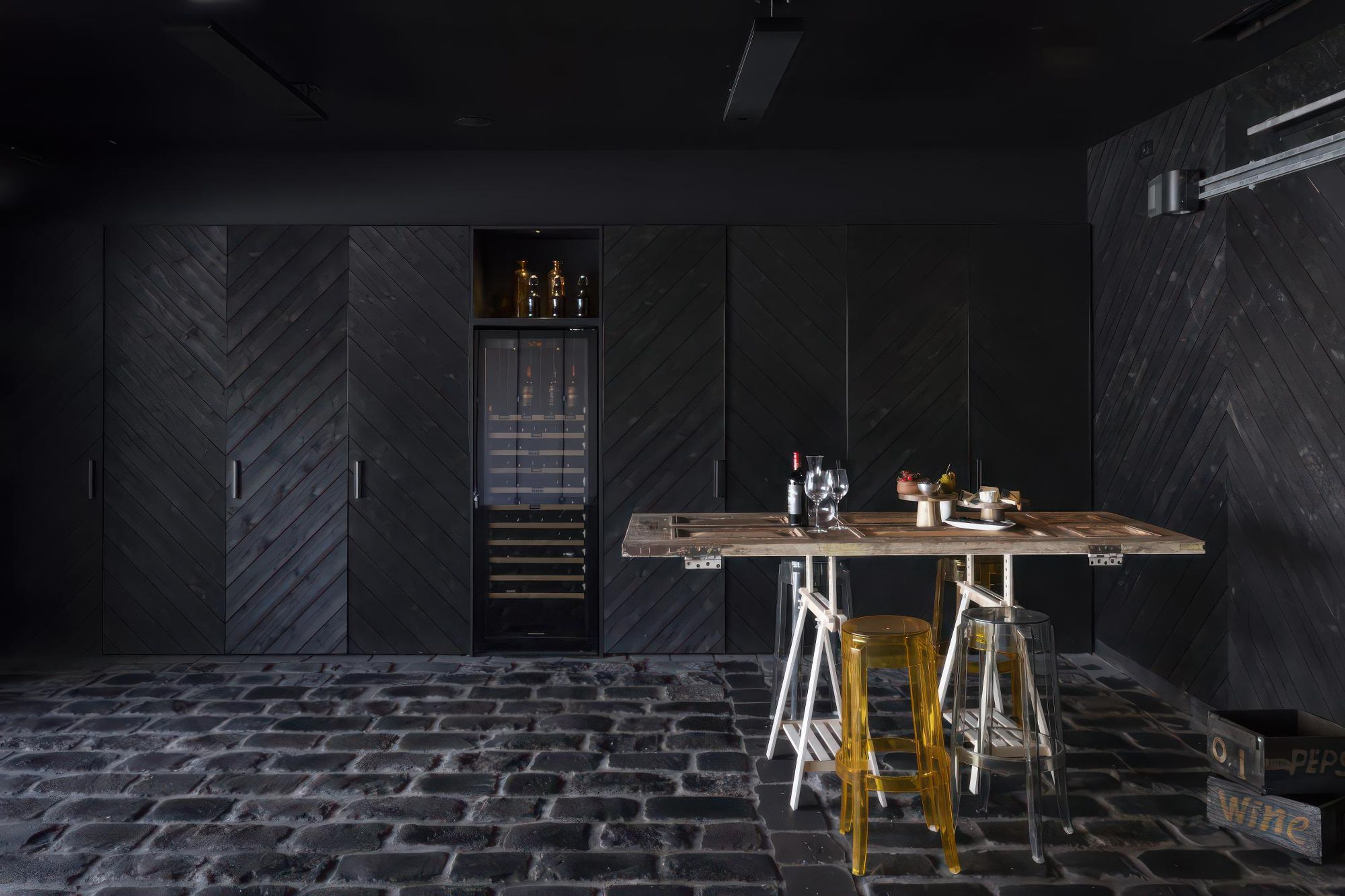 updateSG-Shaynna-Blaze-Cabinetry-27-1568x1046-gigapixel.jpeg