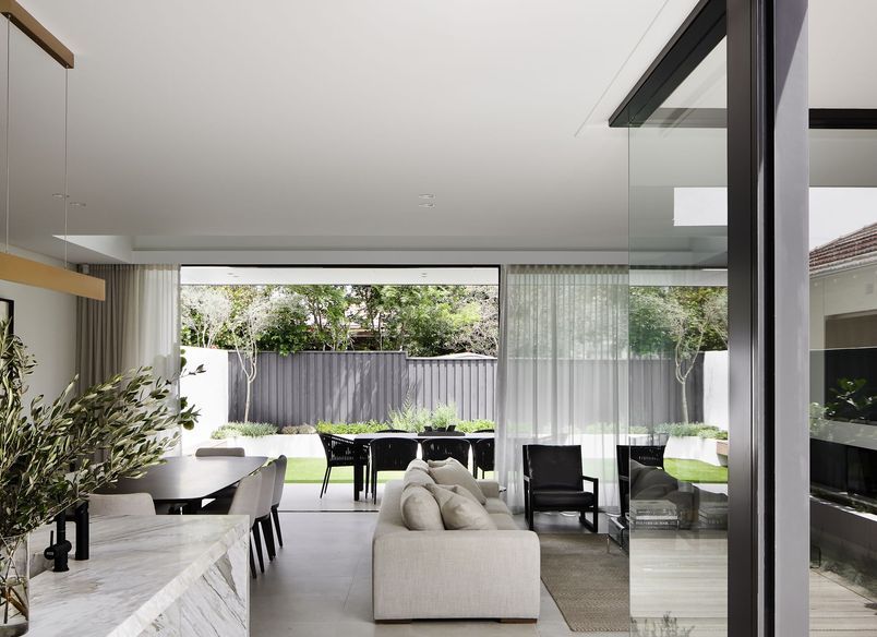 Le Reve Lilyfield
