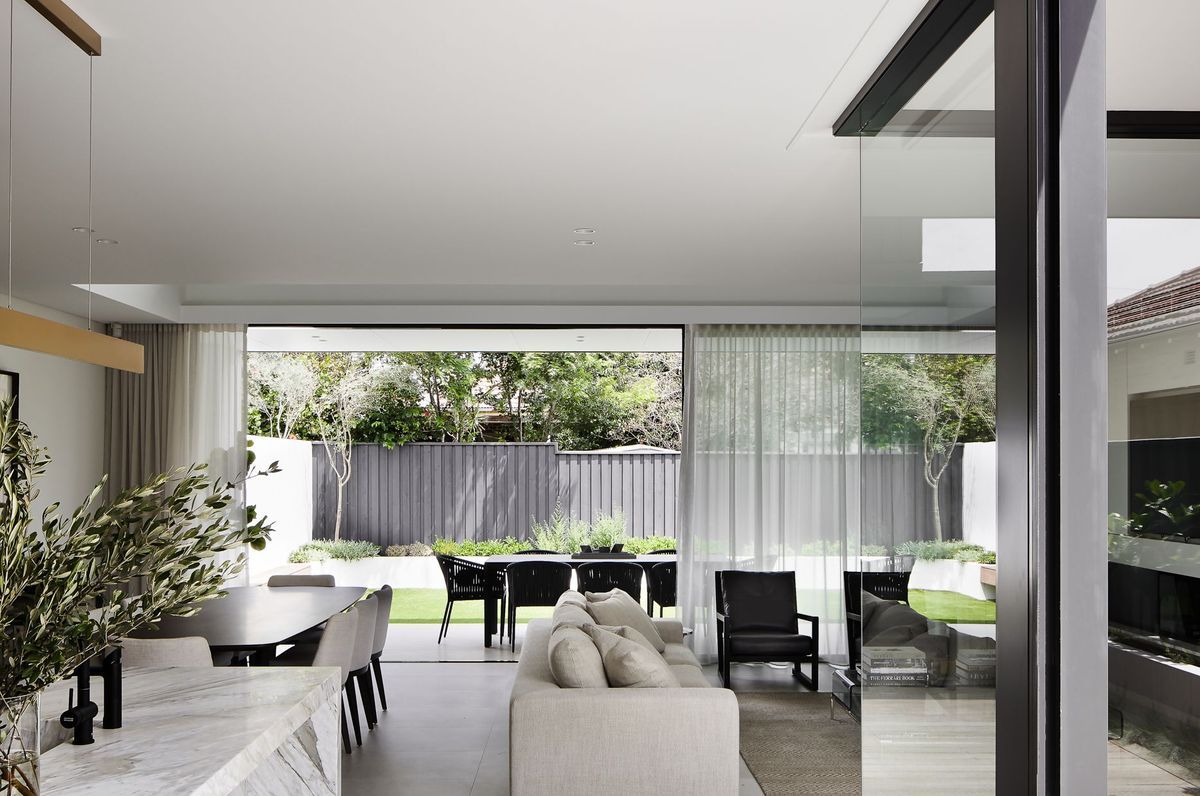 Le Reve Lilyfield
