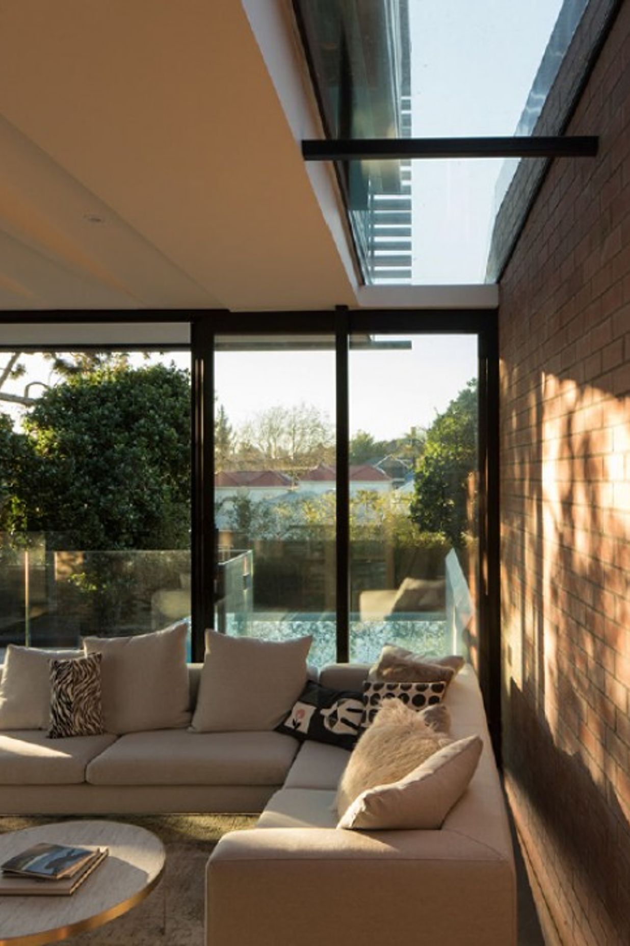 Villa to Glass Box