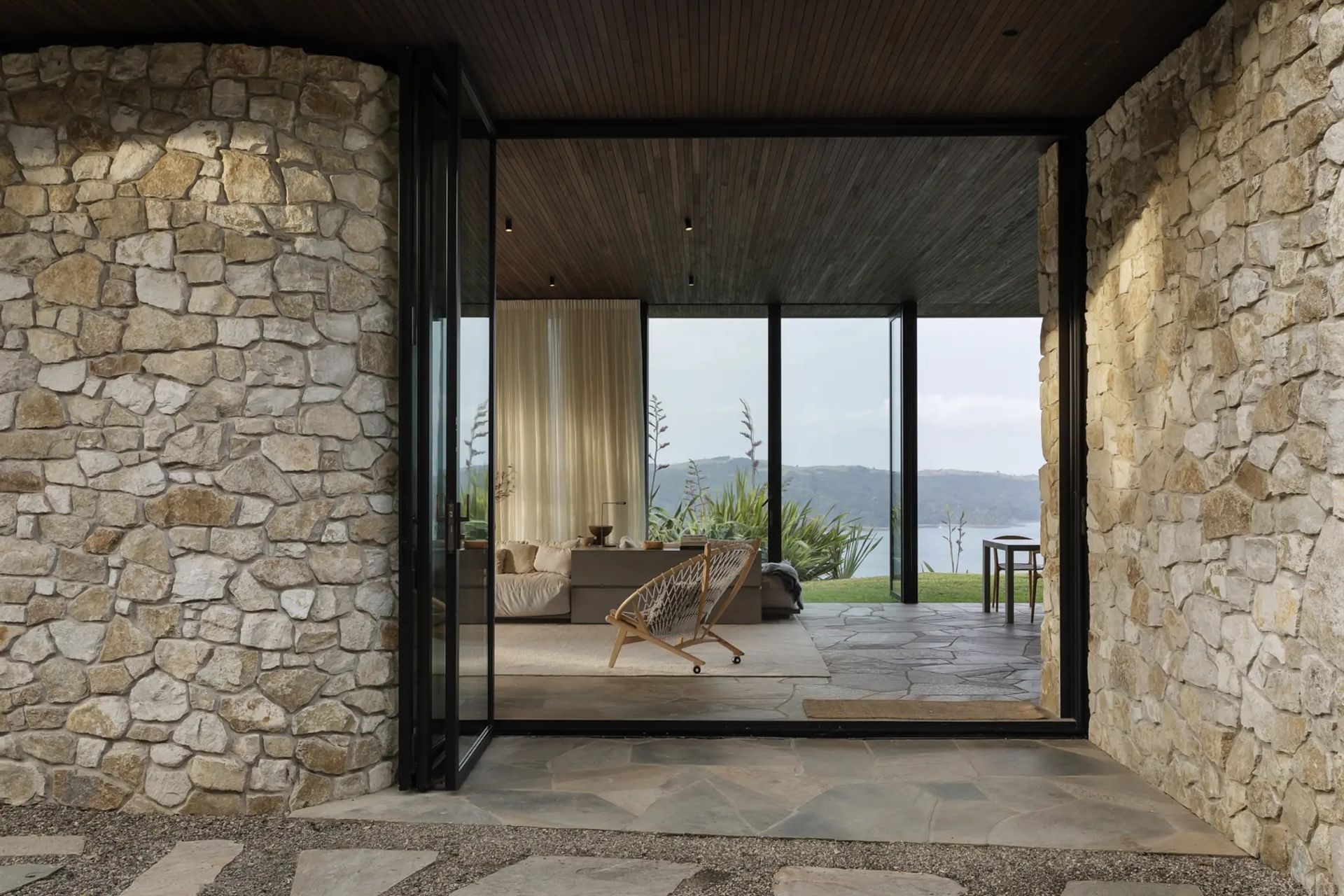 waiheke-house-gallery-03-ap-compressed.jpg