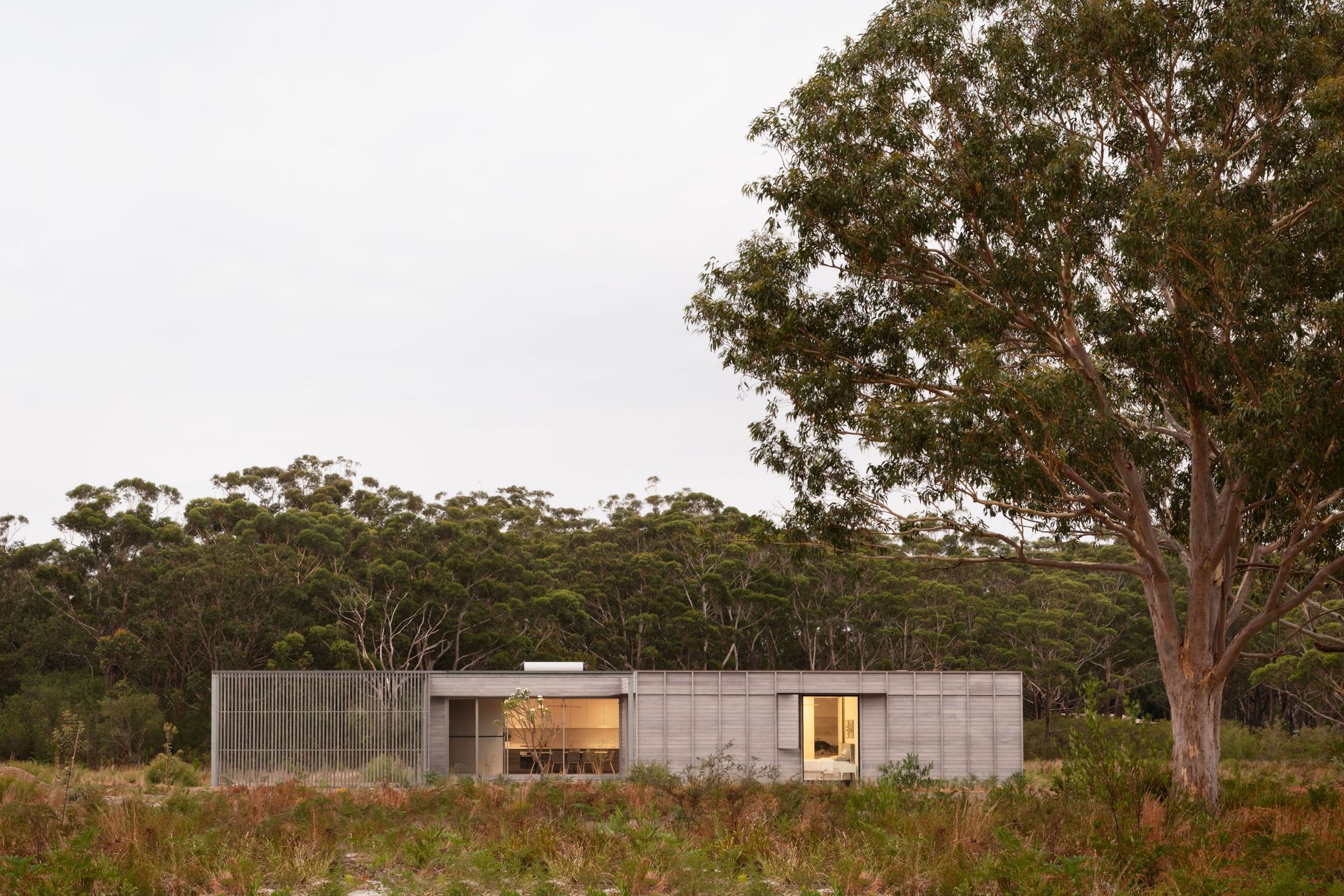 Courtyard House for Fabprefab