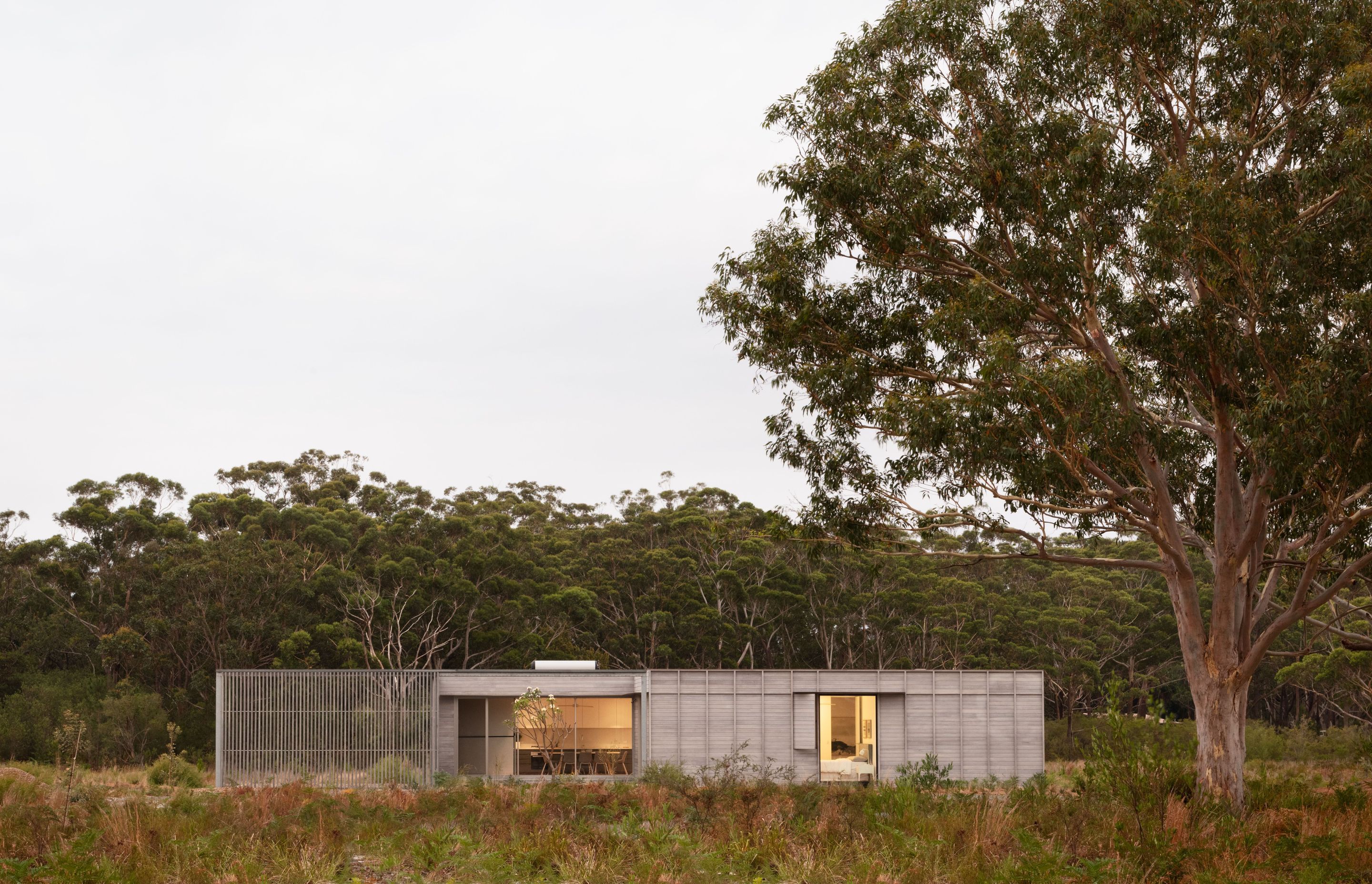 Courtyard House for Fabprefab
