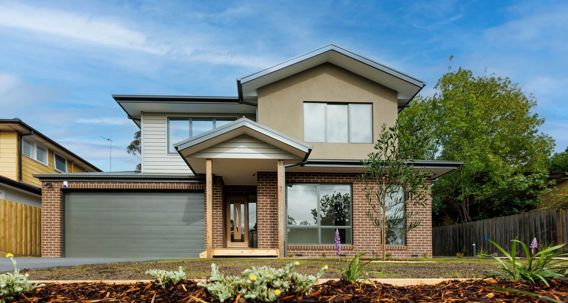 Campbell Street, Diamond Creek banner