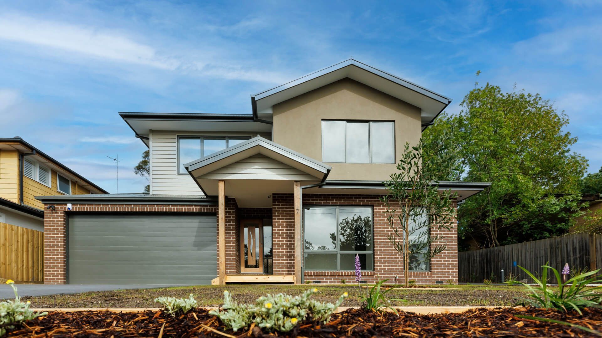 Campbell Street, Diamond Creek banner