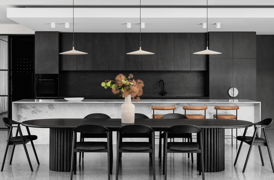 Round Choreography Residence