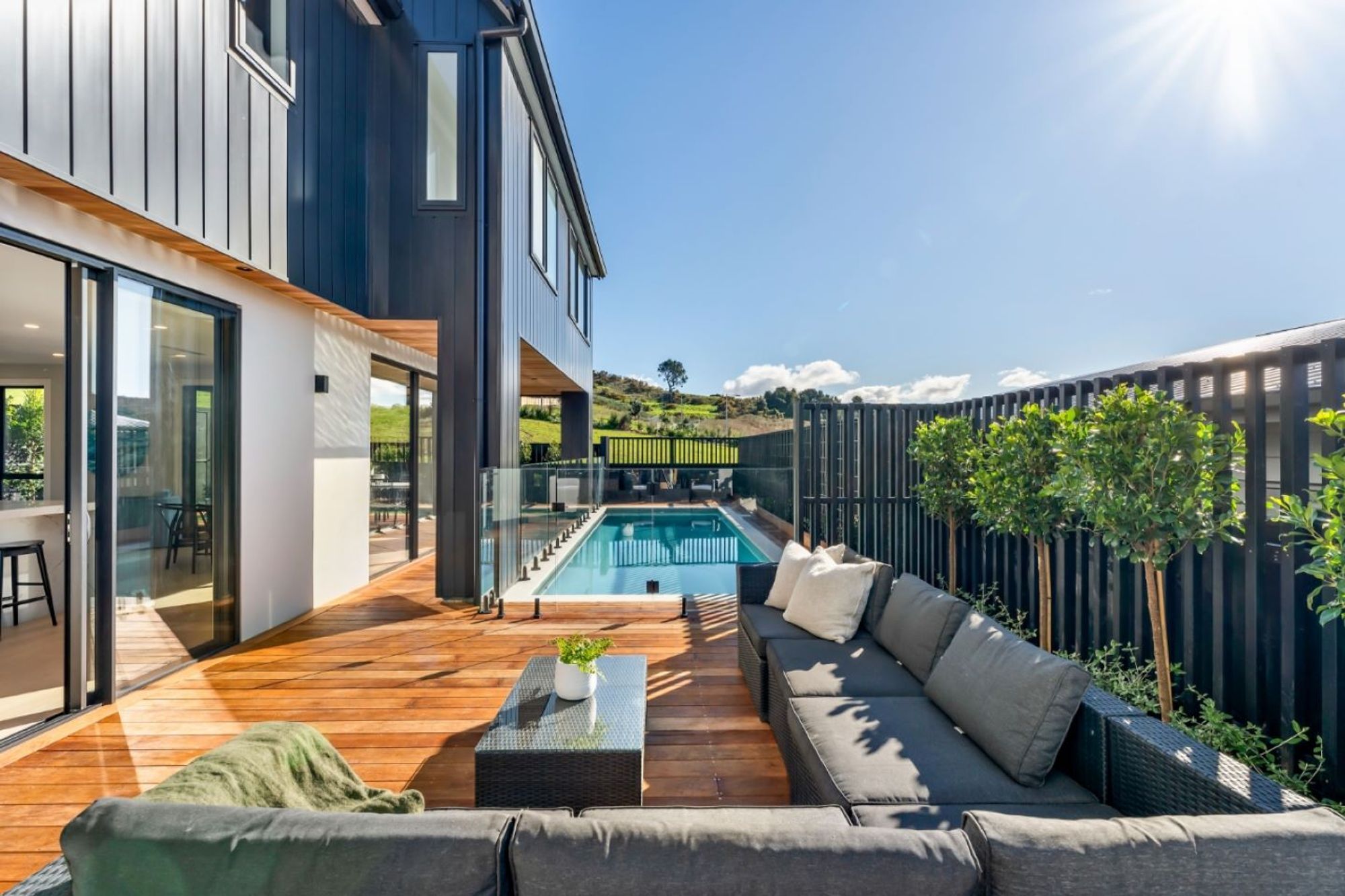 yard-view-ARCHOIPRO.jpg