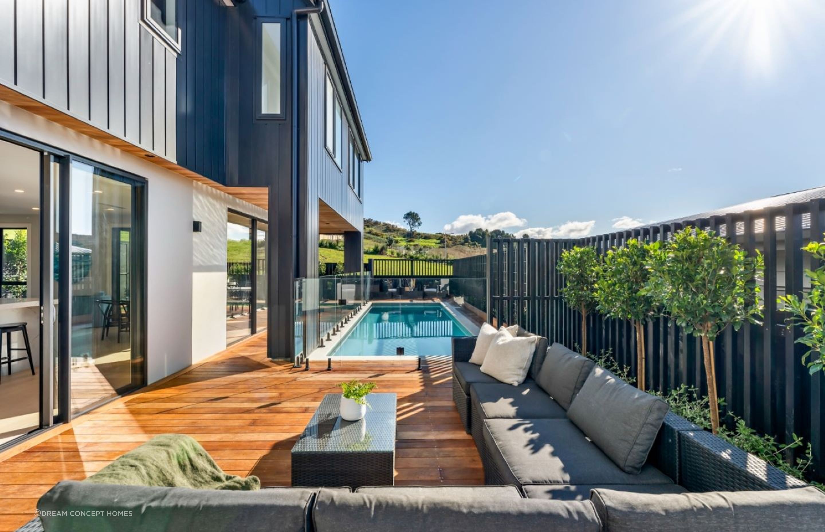 yard-view-ARCHOIPRO.jpg