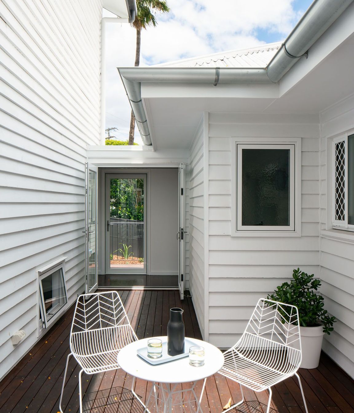 This completely secluded courtyard deck links the mastersuite, the home office and the informal entry to the house.