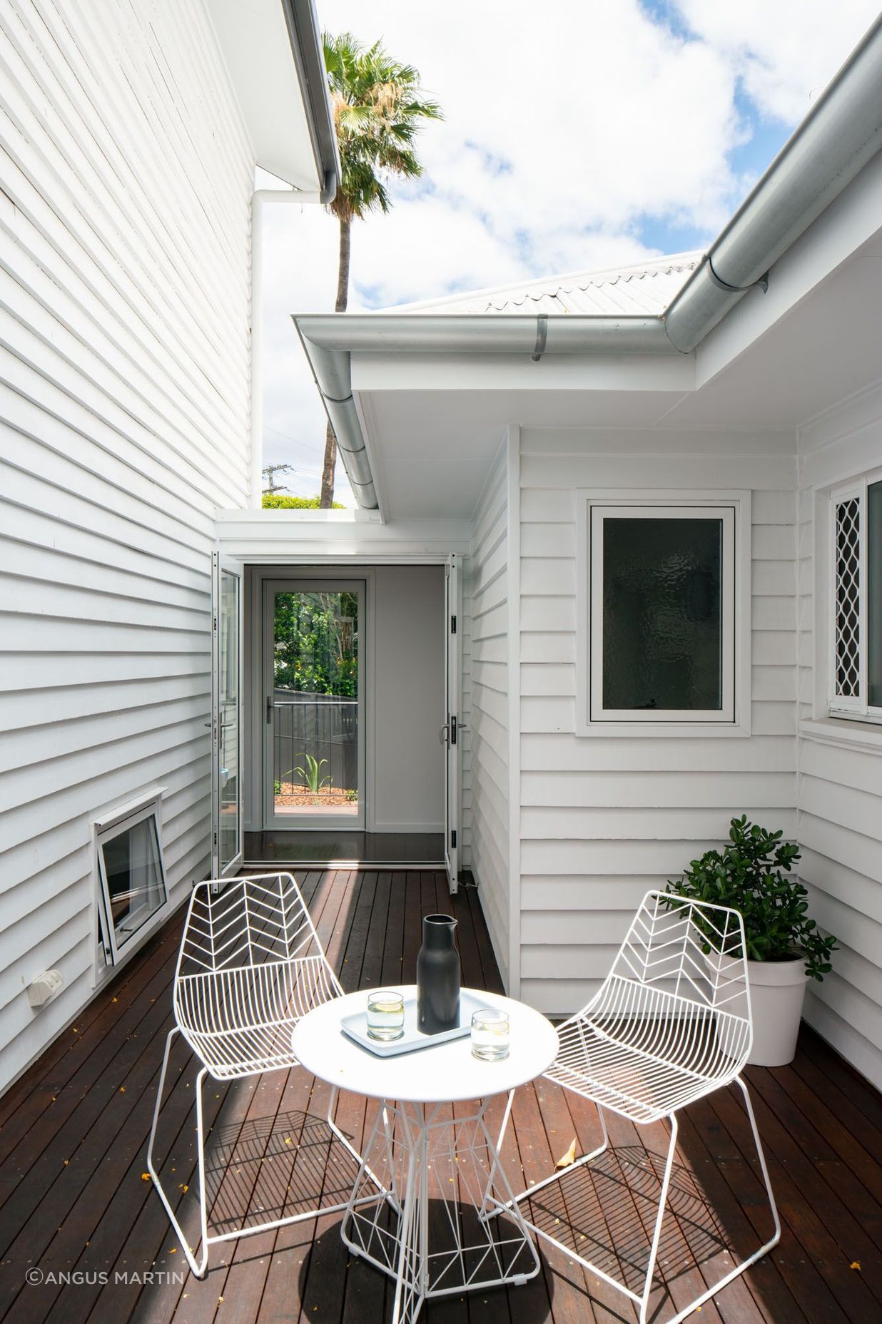 This completely secluded courtyard deck links the mastersuite, the home office and the informal entry to the house.