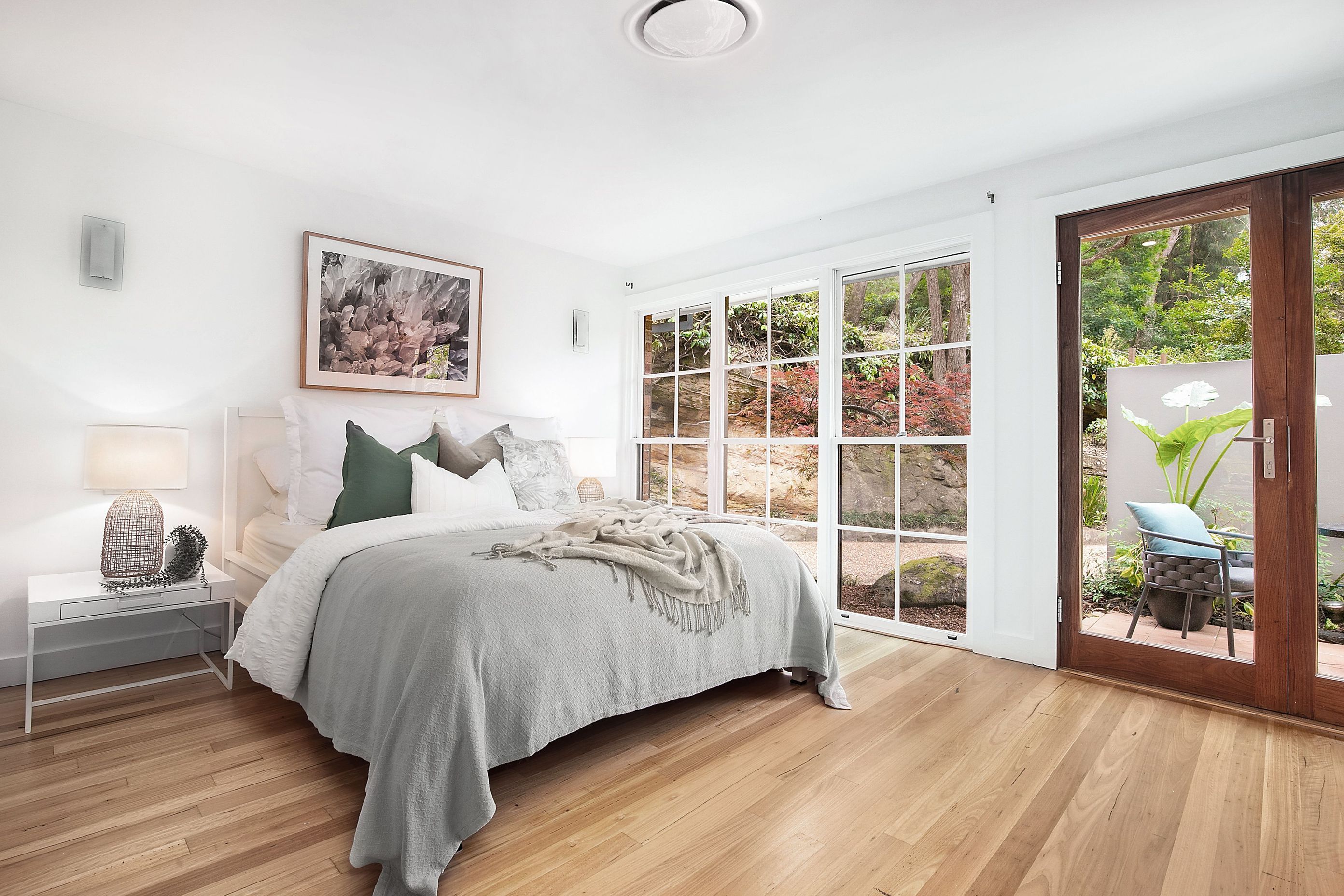 Downloaded-original50060931-Bed1.jpg