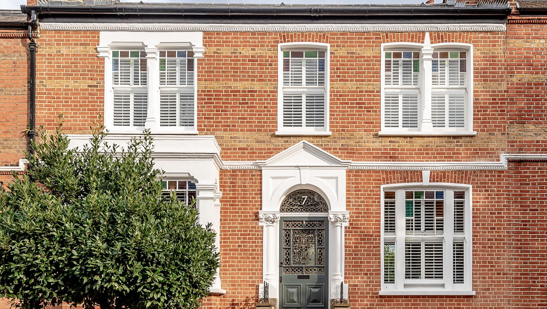 London House banner