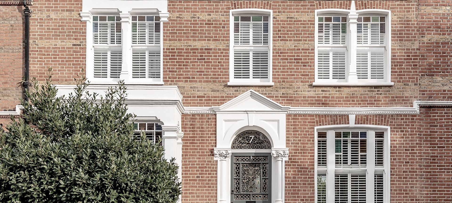 London House banner