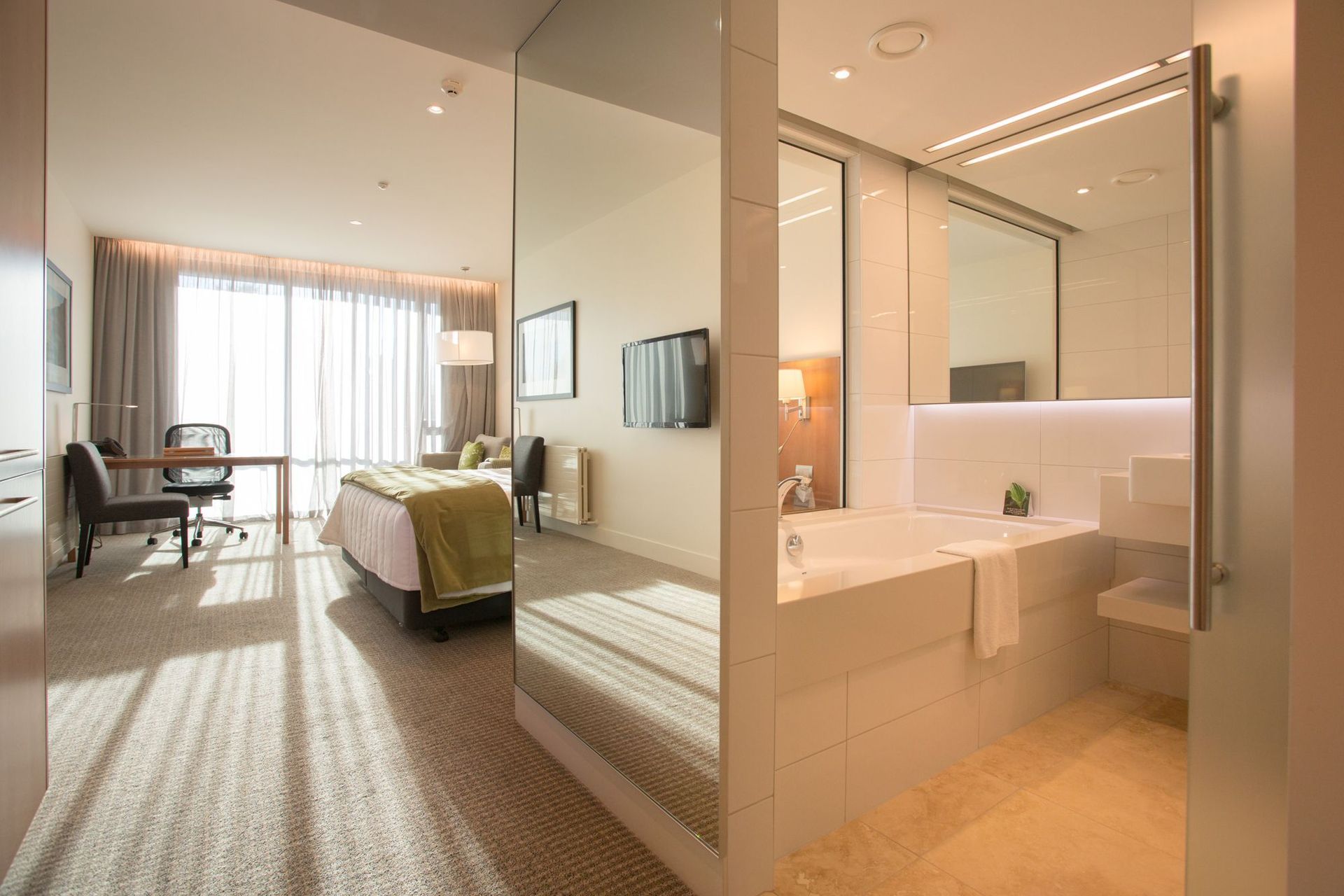 Matai Wing - Commodore