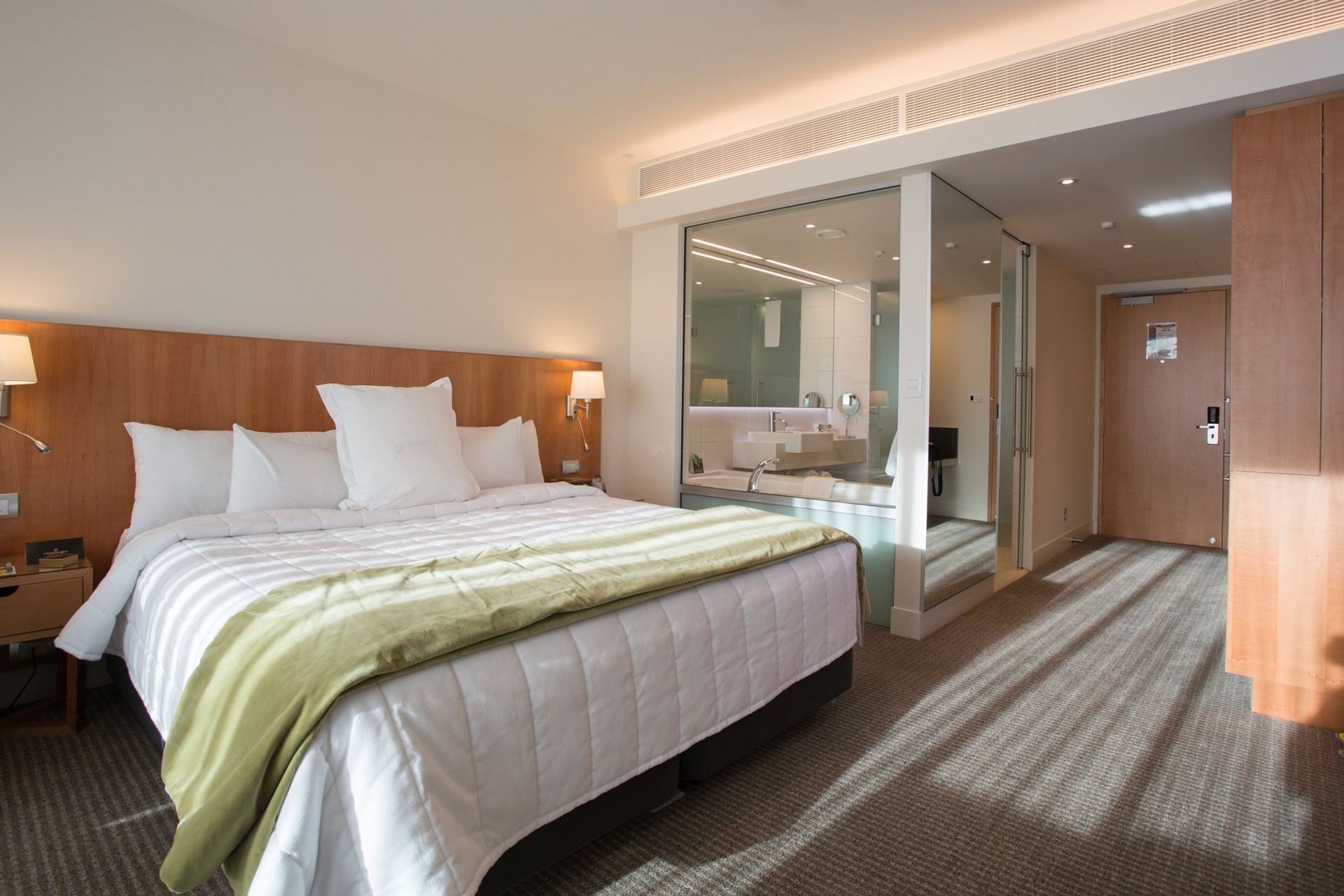 Matai Wing - Commodore