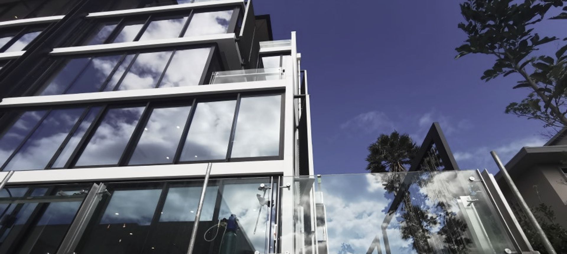 Outlook Apartments banner