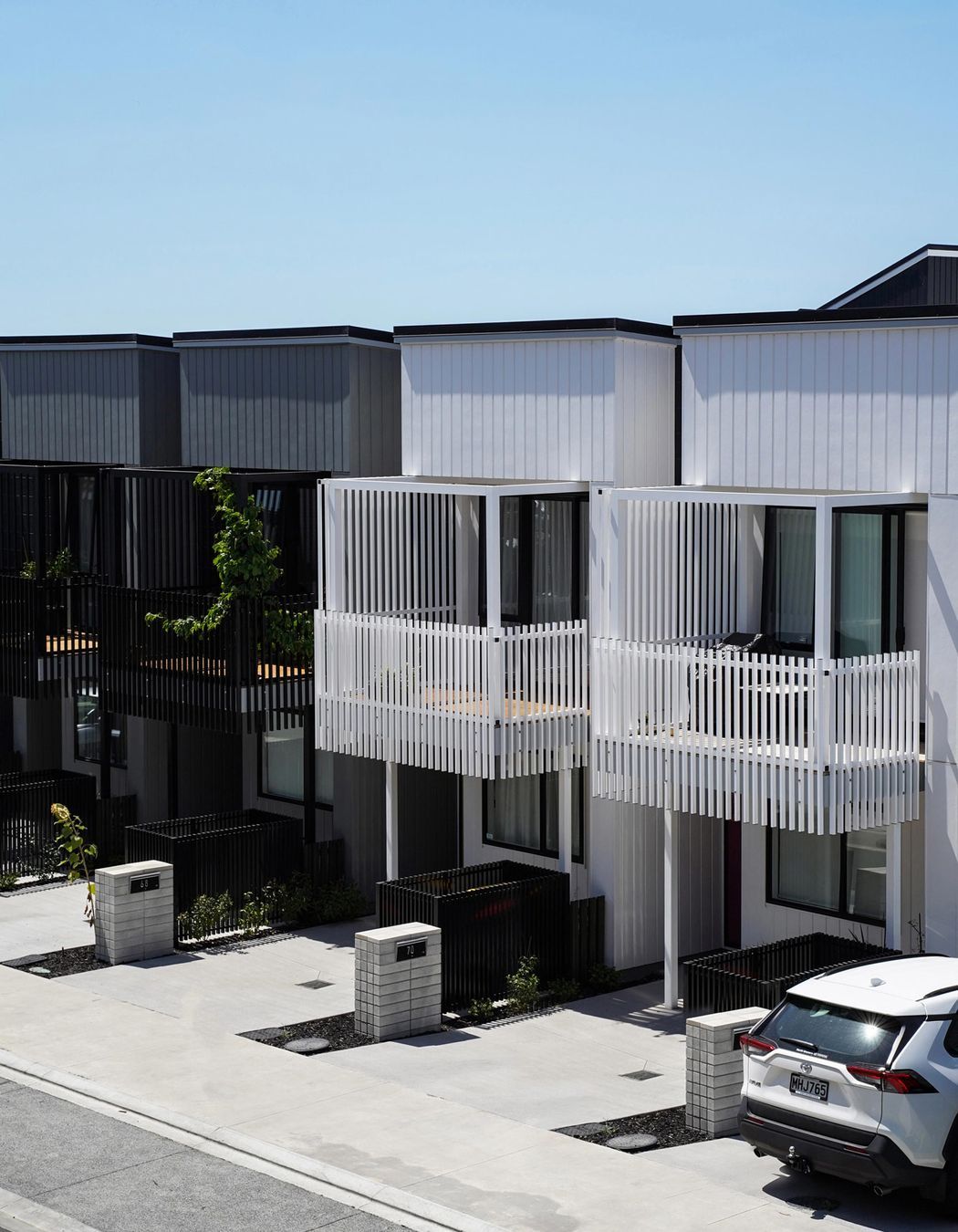 Nugget Avenue Terraces