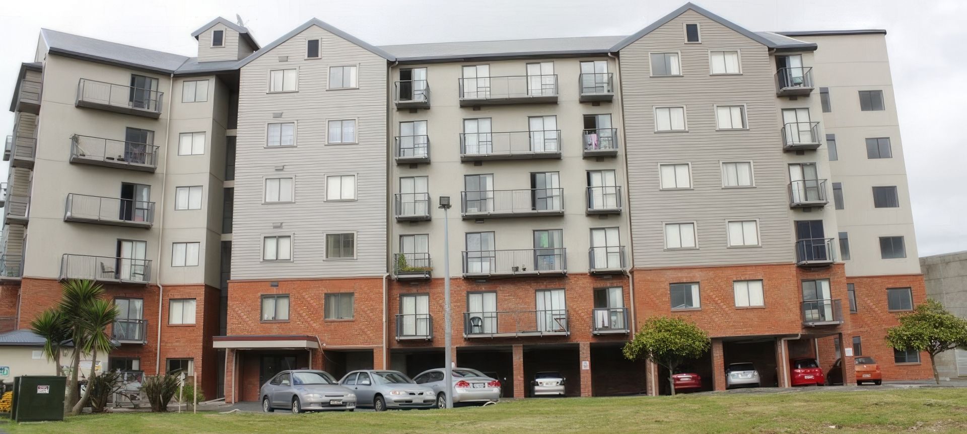 Crown Lynn Condominiums banner